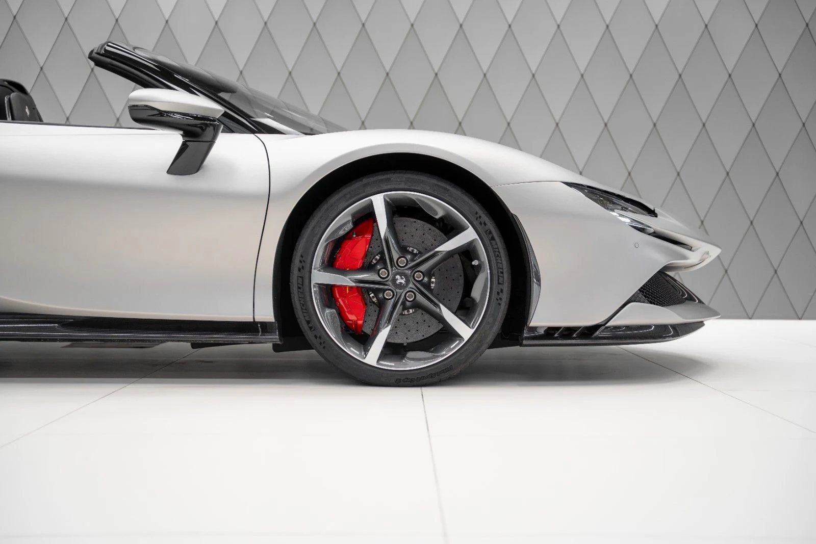 Ferrari SF90 Spider, 6/10