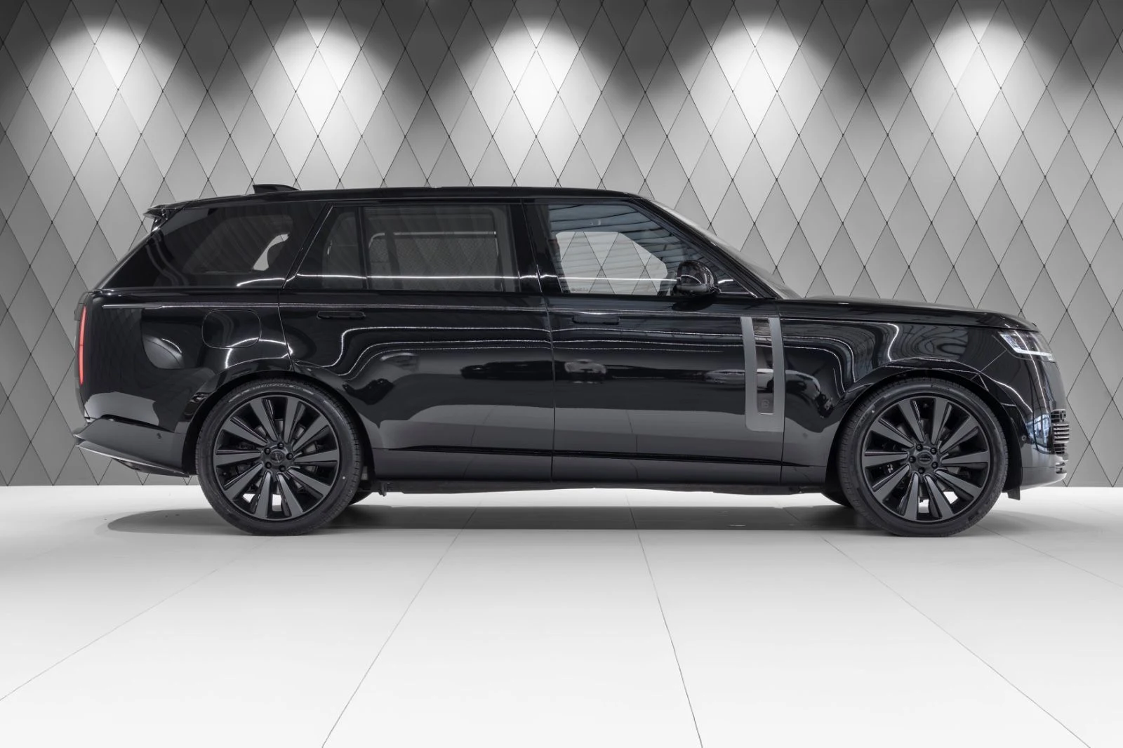 Land Rover Range Rover SV LWB (L460), 2/10