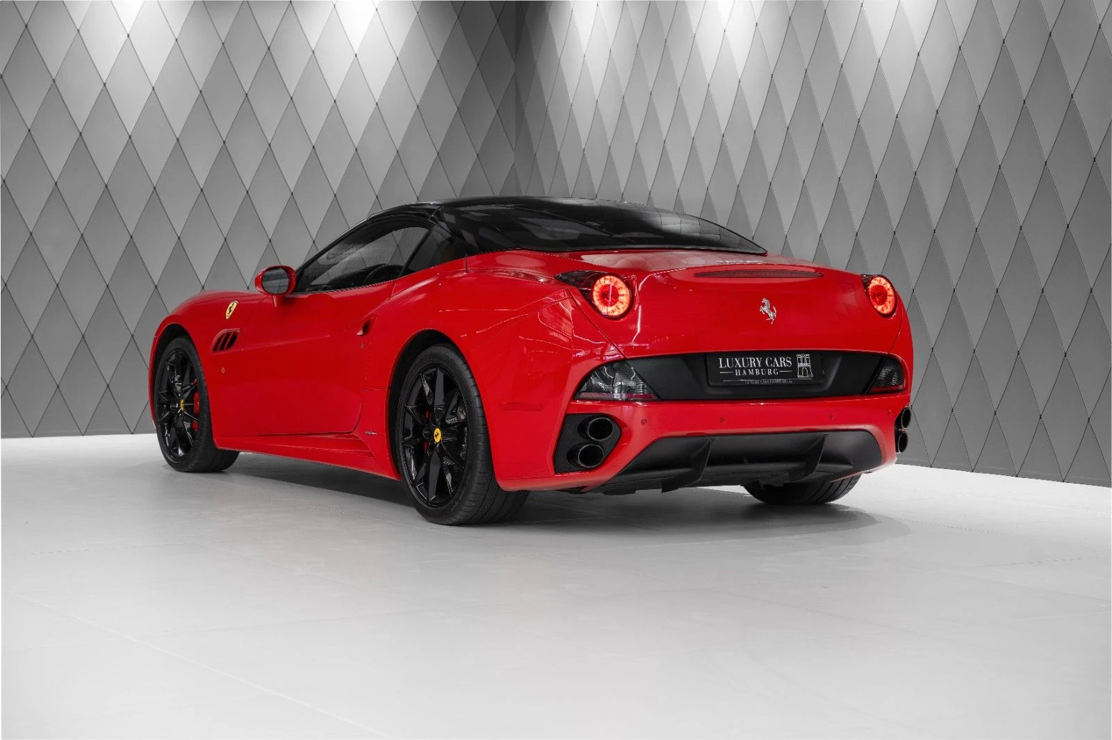 Ferrari California, 4/10