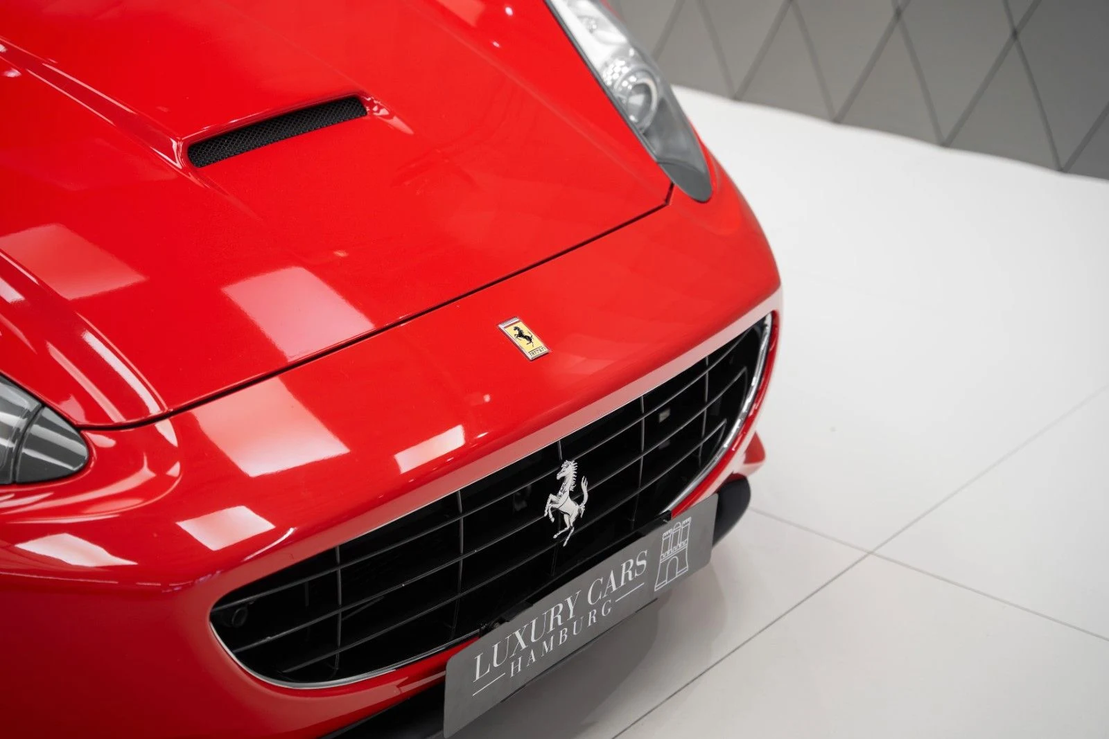 Ferrari California, 7/10