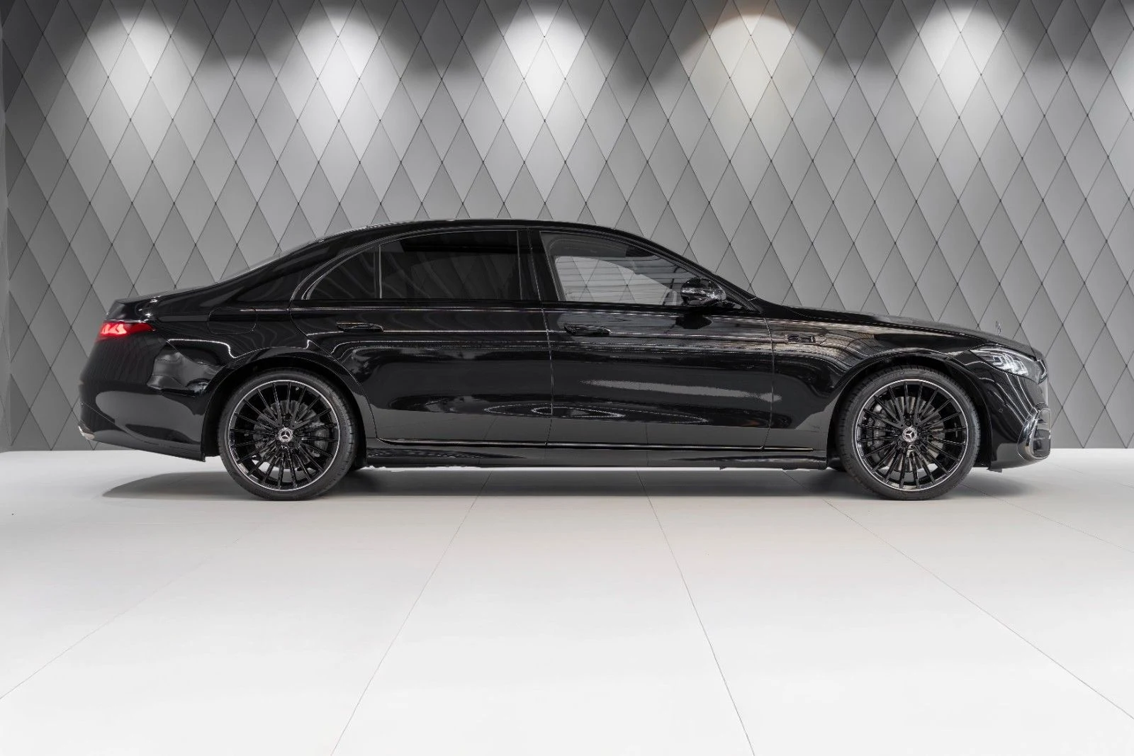 Mercedes-Benz S 580 4MATIC L (W223), 2/10