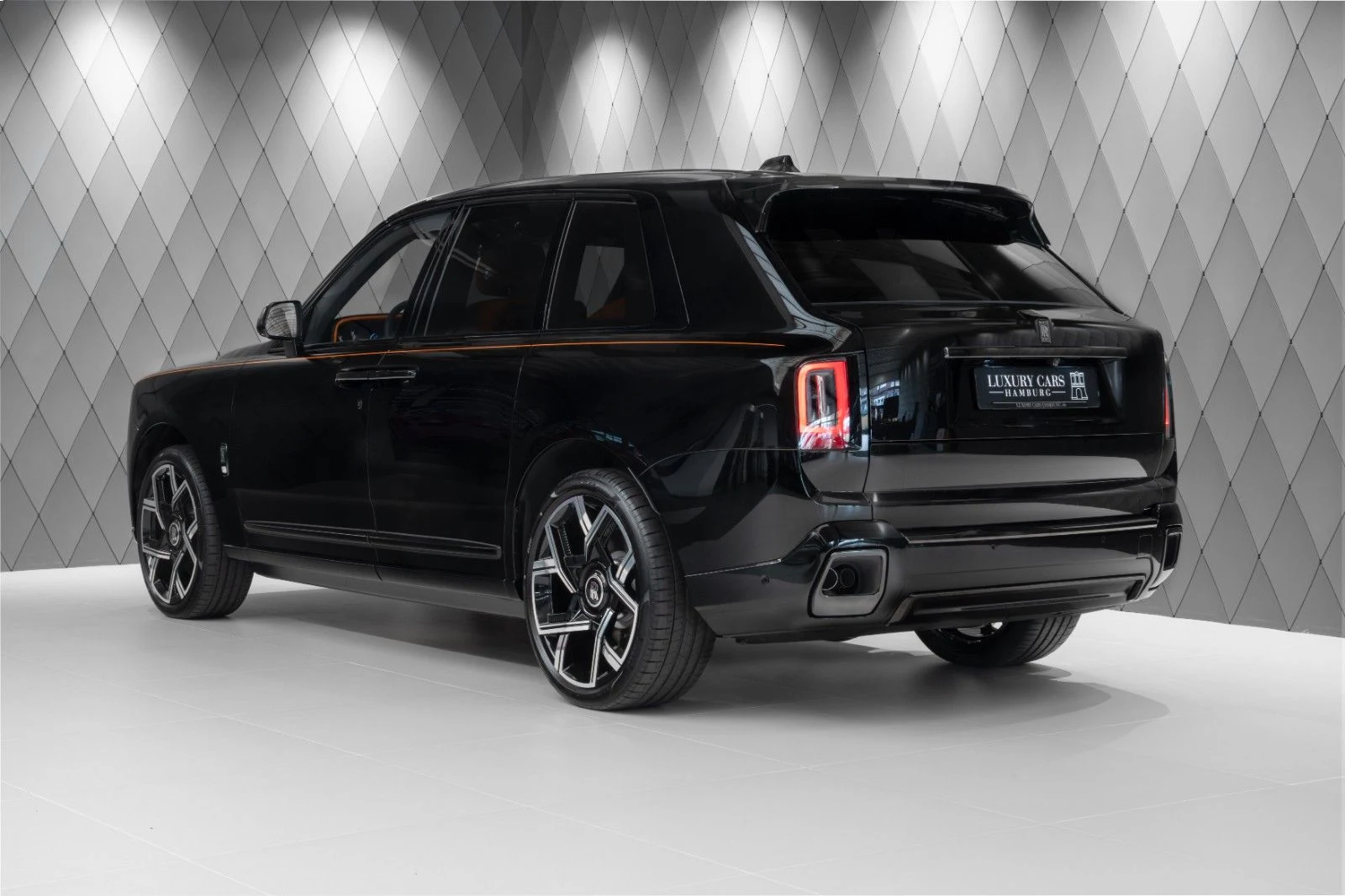 Rolls-Royce Cullinan Black Badge (Series II), 4/10