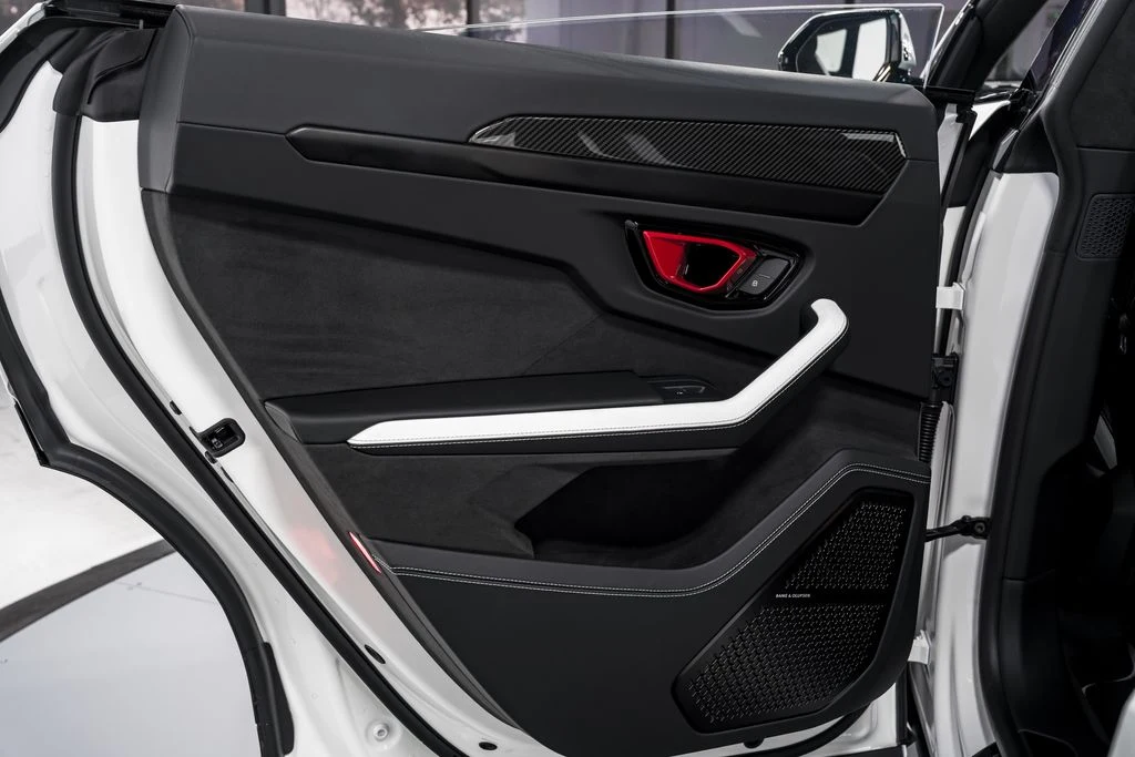 2025 Lamborghini Urus SE, 13/30