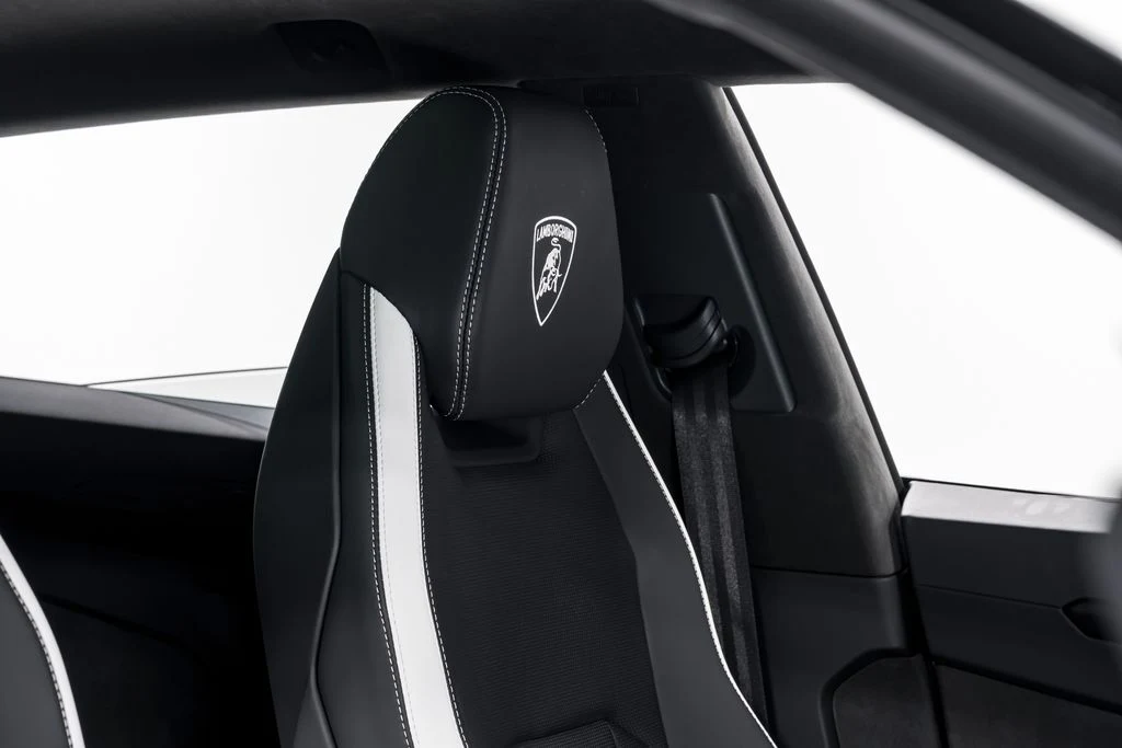 2025 Lamborghini Urus SE, 17/30