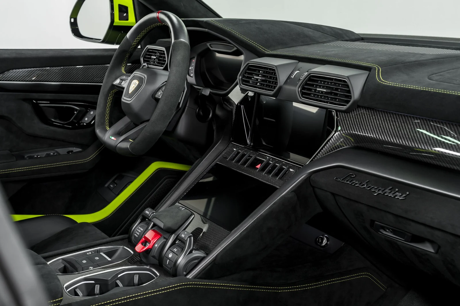 2024 Lamborghini Urus Performante, 17/30