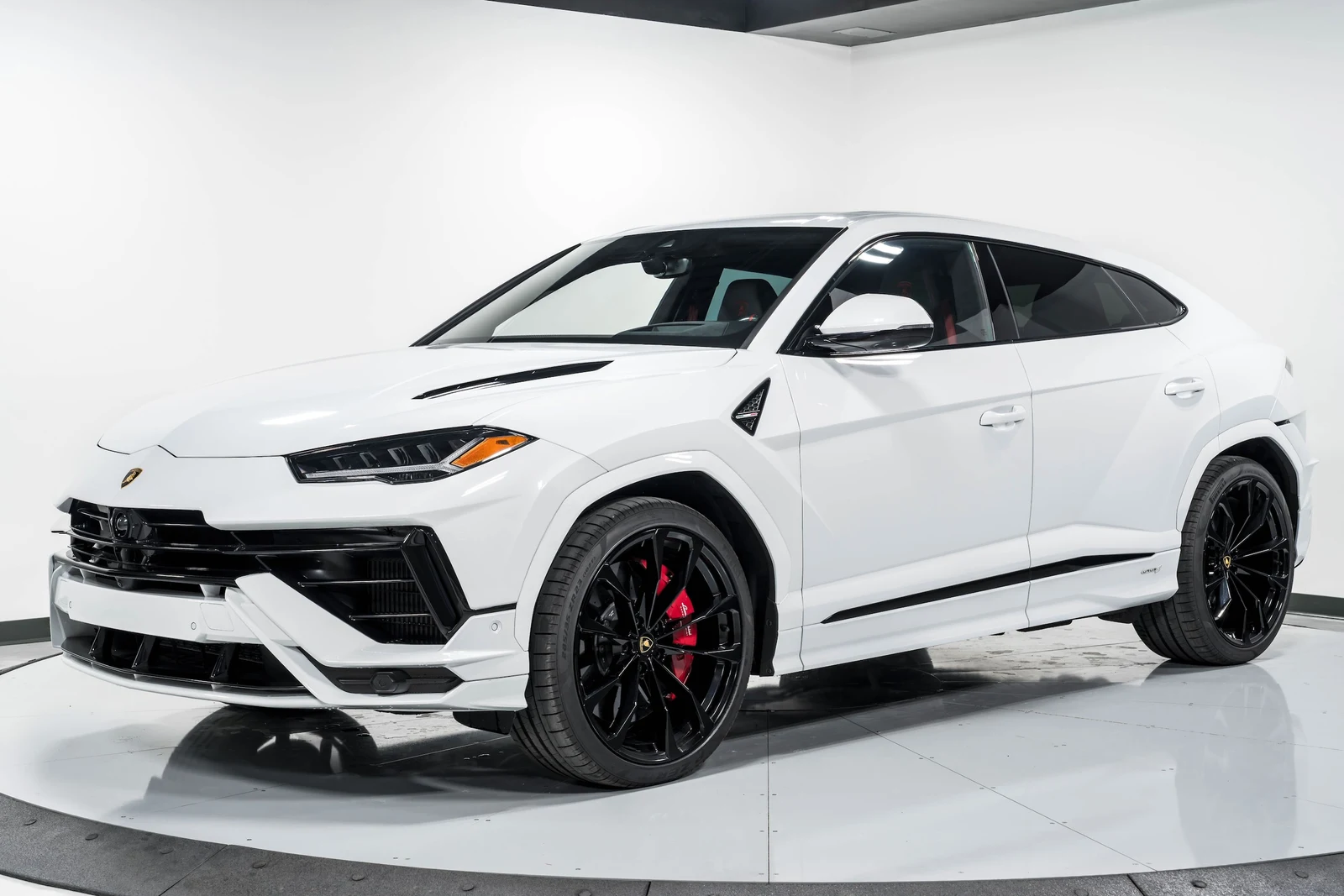 2023 Lamborghini Urus S, 4/30
