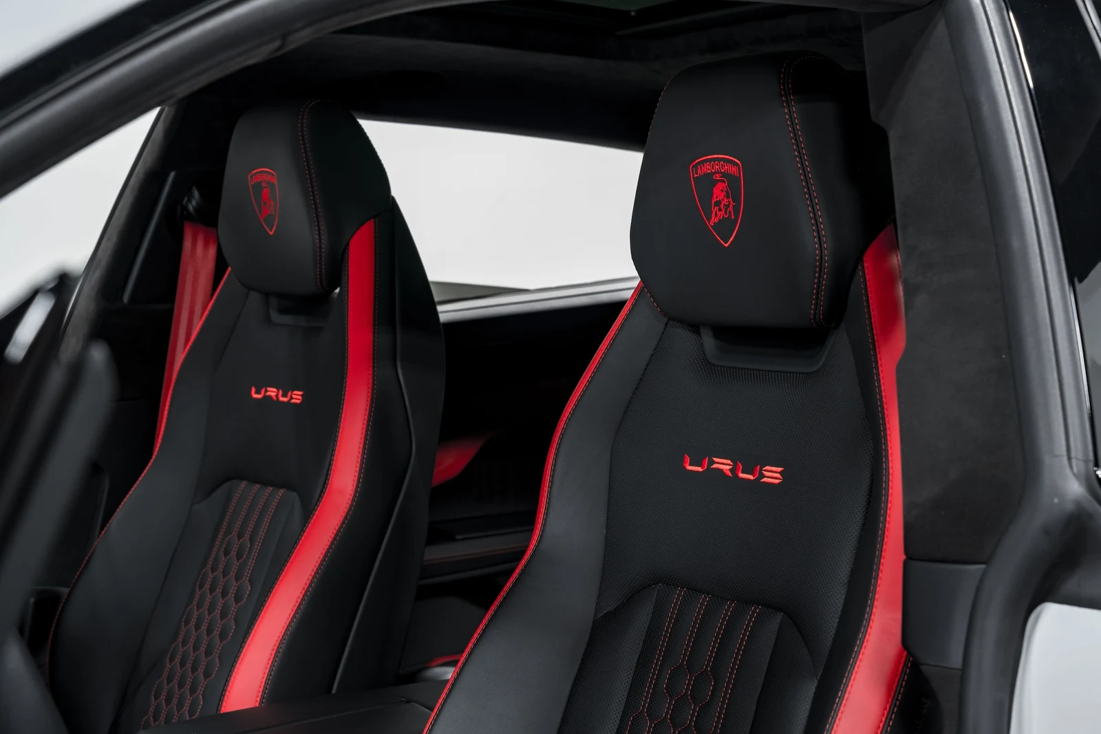 2023 Lamborghini Urus S, 10/30