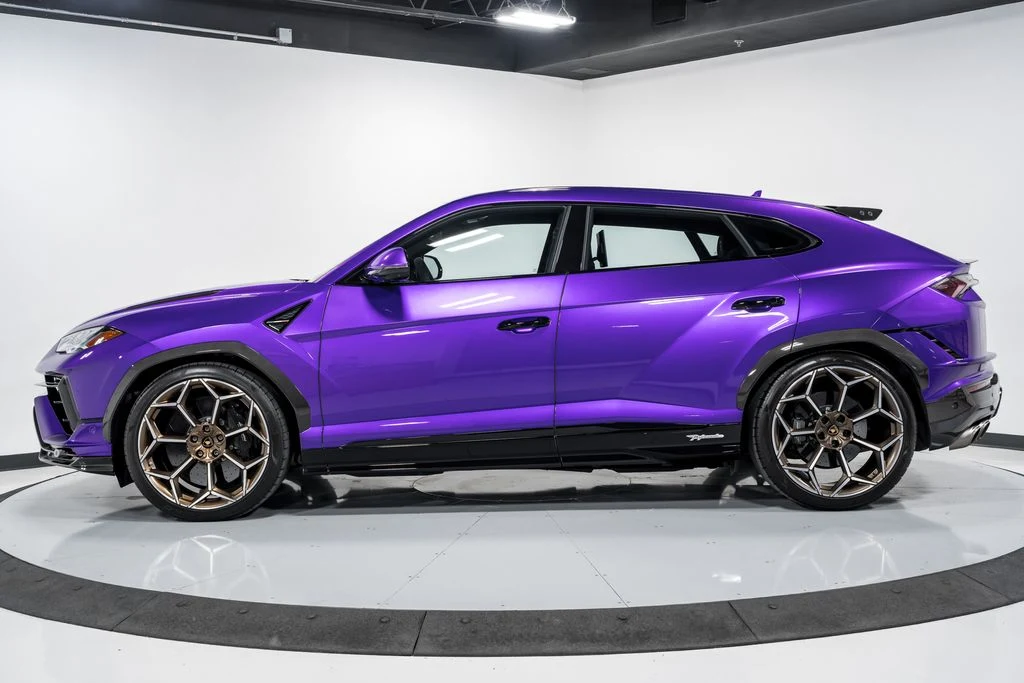 2023 Lamborghini Urus Performante, 3/30
