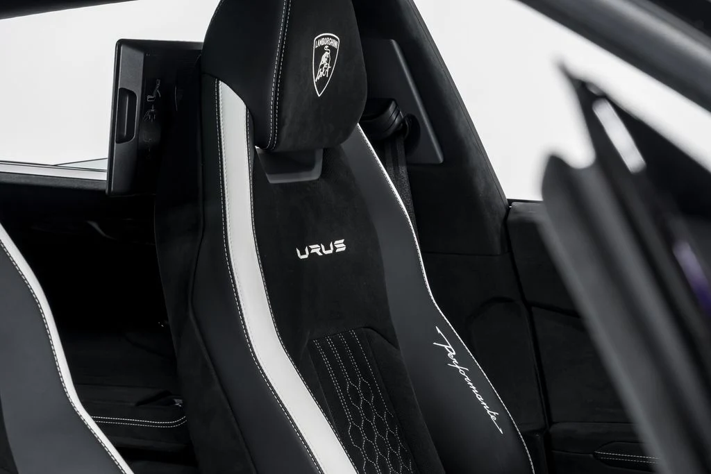 2023 Lamborghini Urus Performante, 18/30