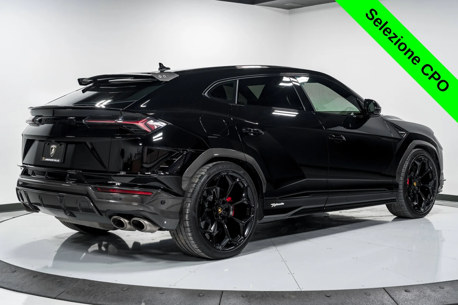 2023 Lamborghini Urus Performante, 2/30