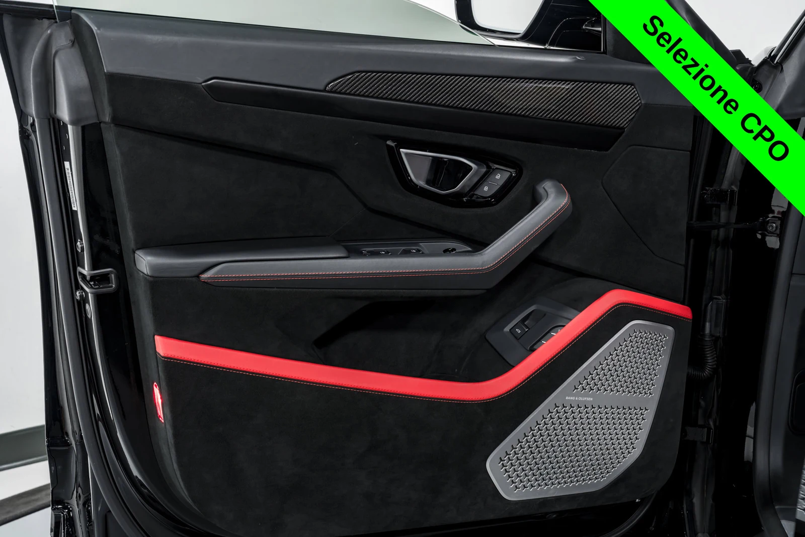 2023 Lamborghini Urus Performante, 5/30