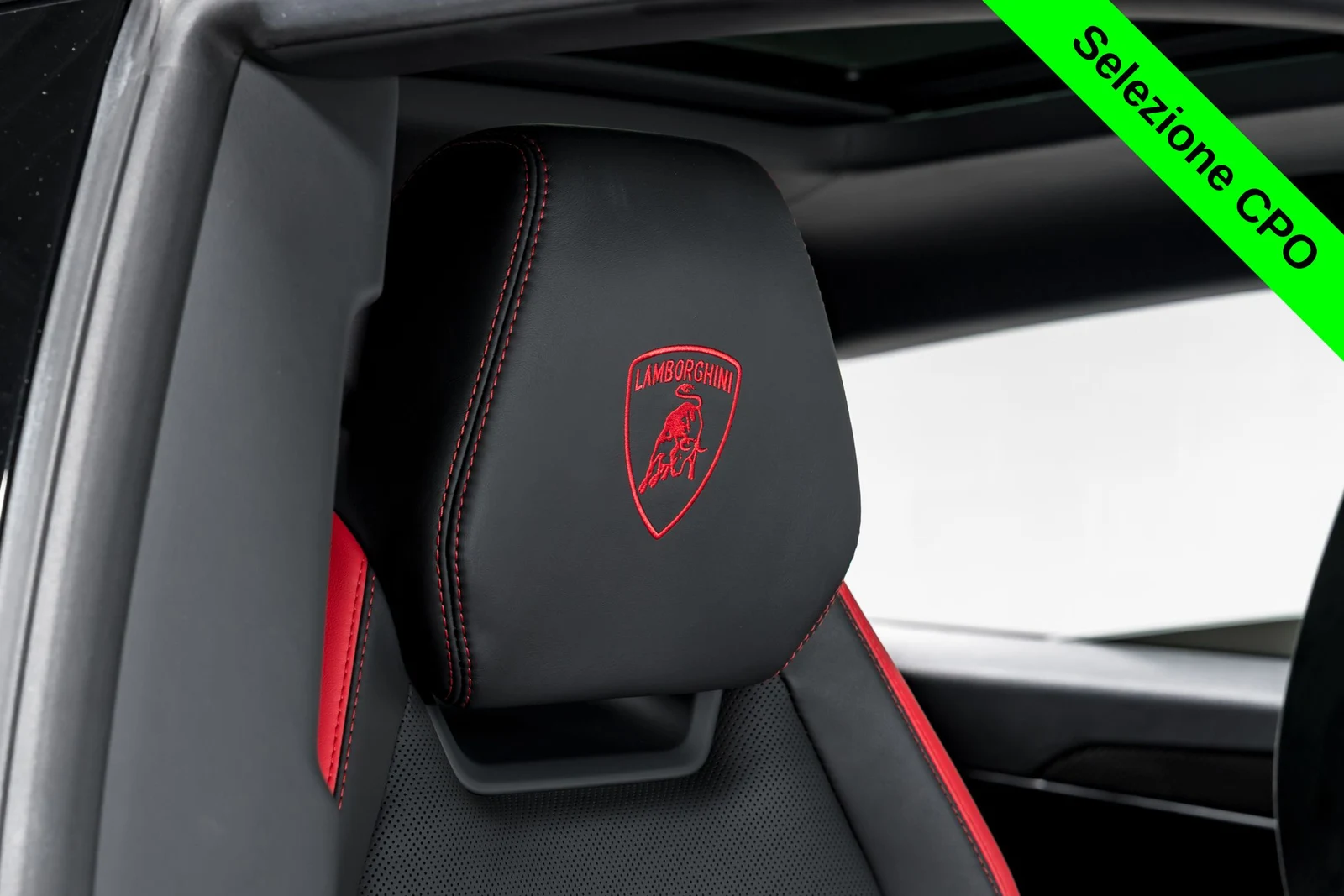 2023 Lamborghini Urus Performante, 19/30