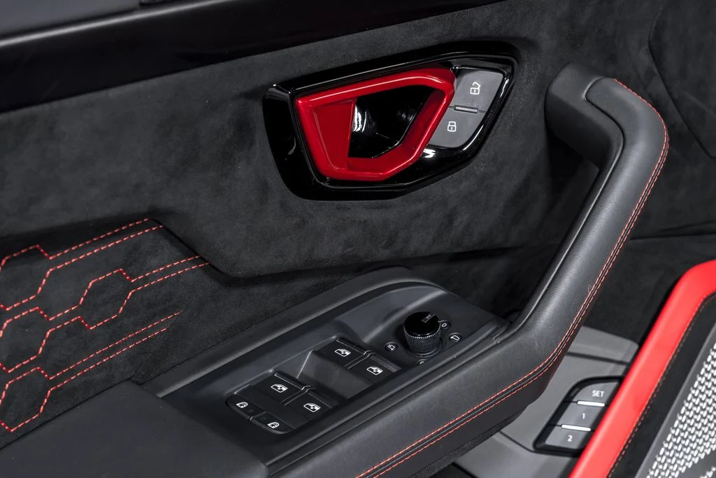 2024 Lamborghini Urus Performante, 5/30