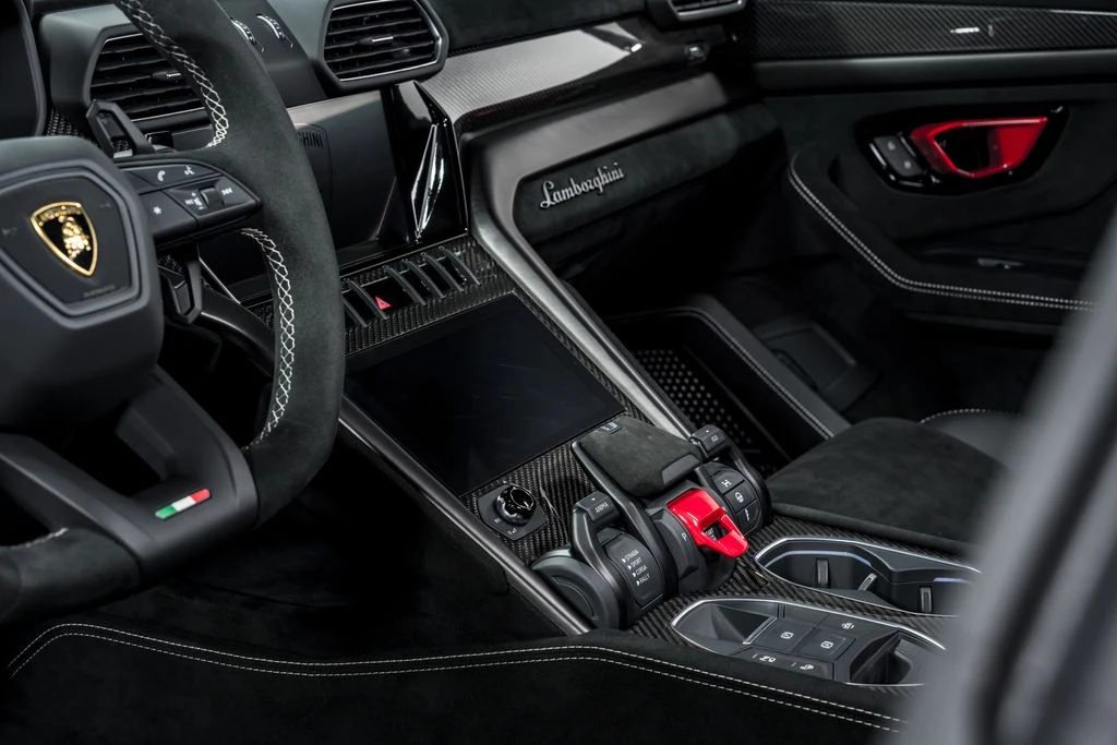 2024 Lamborghini Urus Performante, 11/30