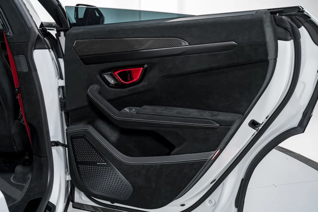 2024 Lamborghini Urus Performante, 17/30