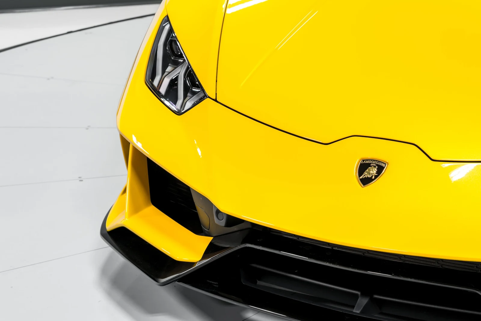 2024 Lamborghini Huracán EVO Spyder, 22/30