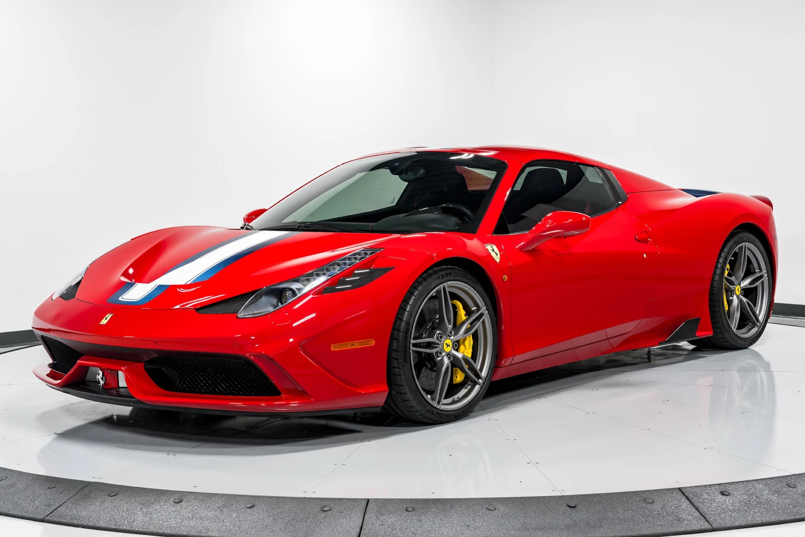 2015 Ferrari 458 Speciale A, 21/30