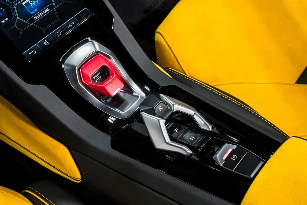 2022 Lamborghini Huracán EVO AWD, 15/30