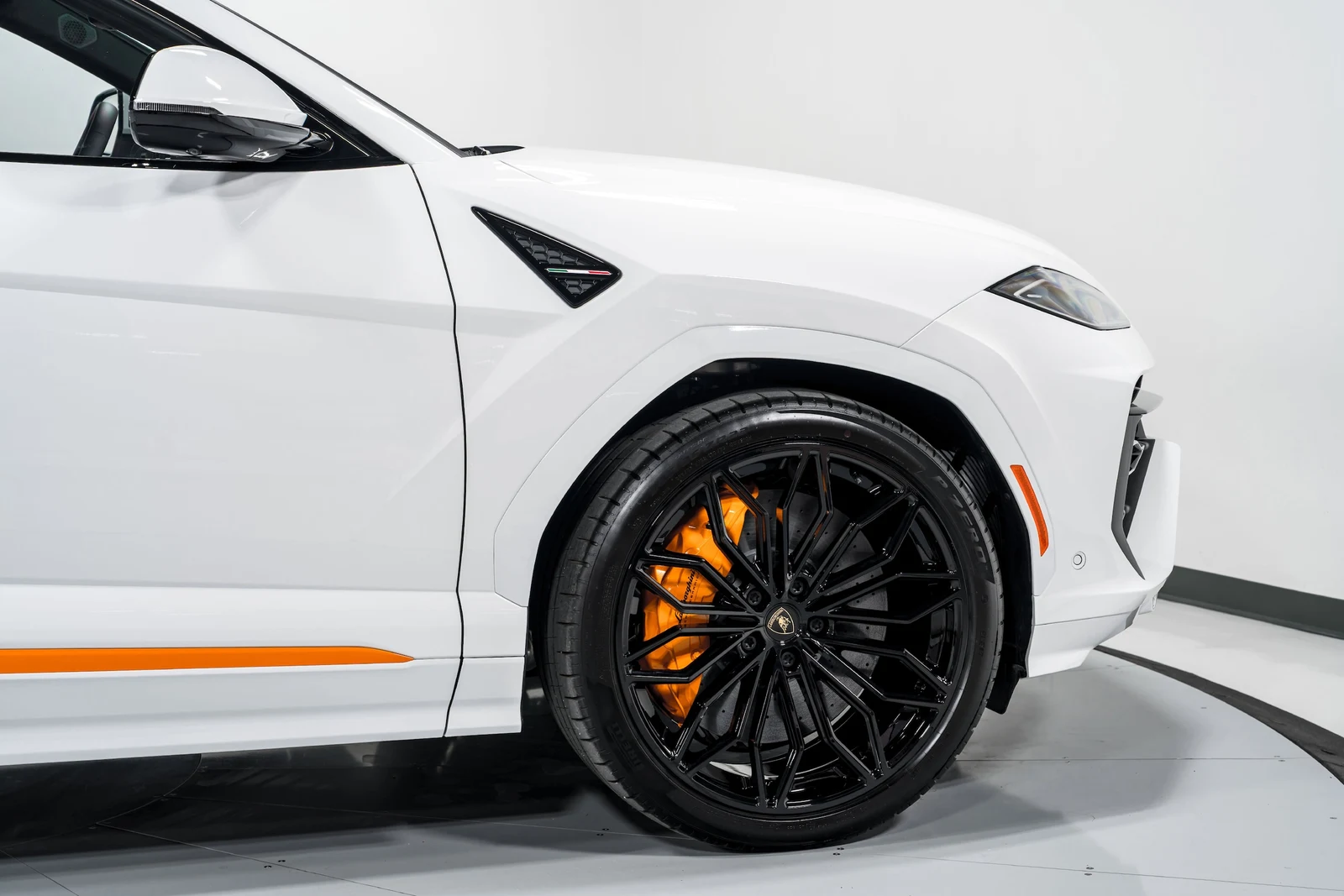 2026 Lamborghini Urus SE, 24/30
