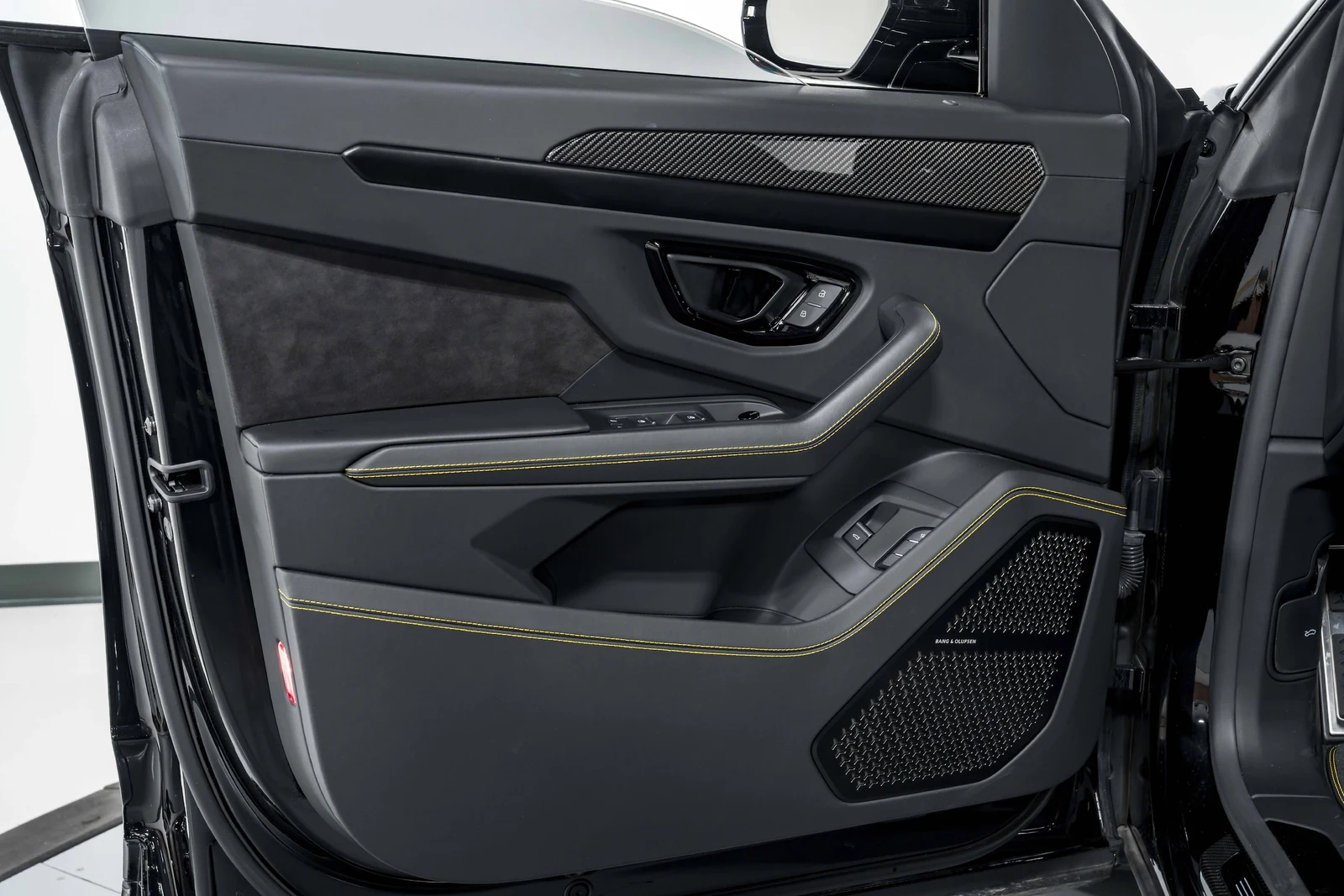 2024 Lamborghini Urus S, 5/30