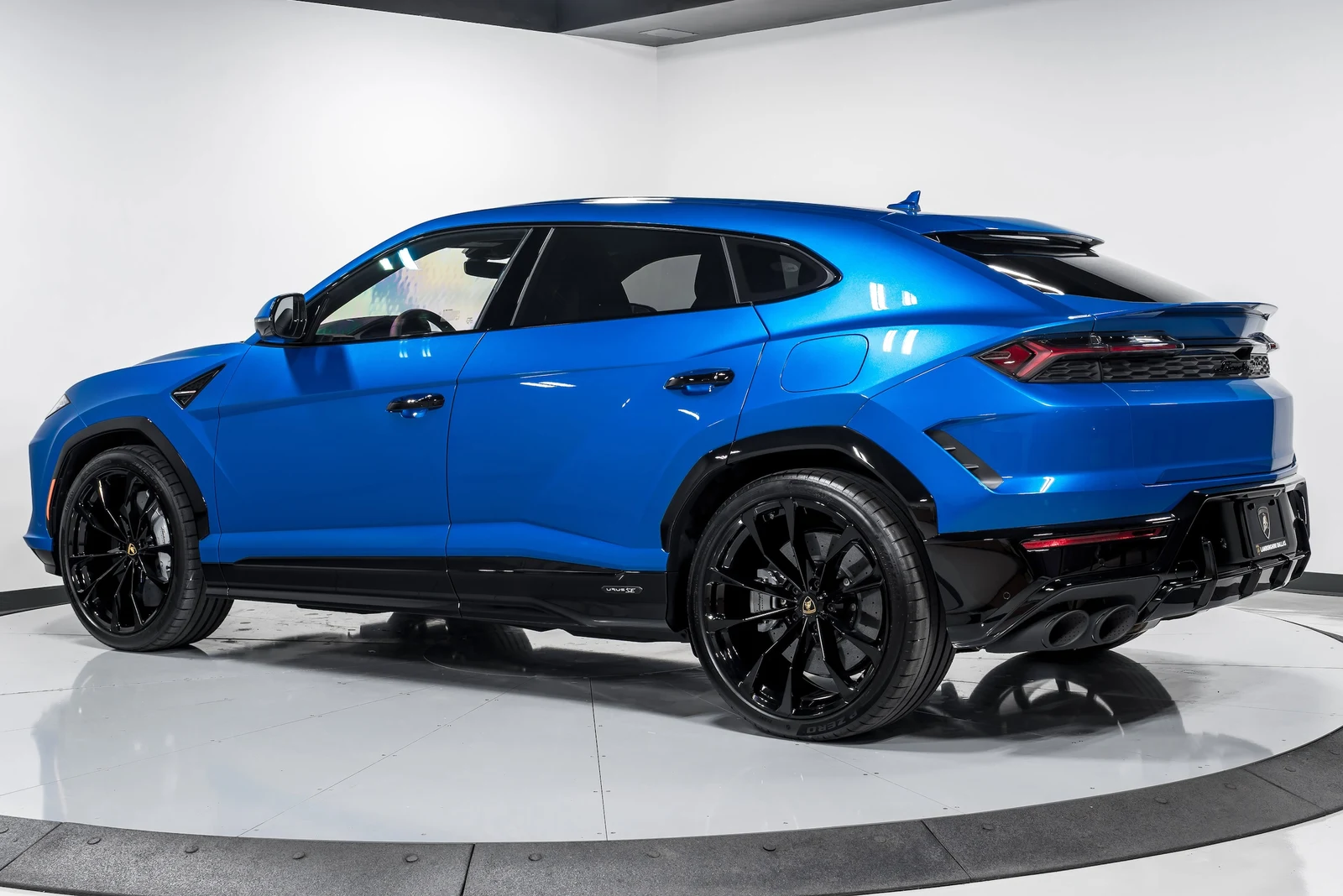 2026 Lamborghini Urus SE, 3/30