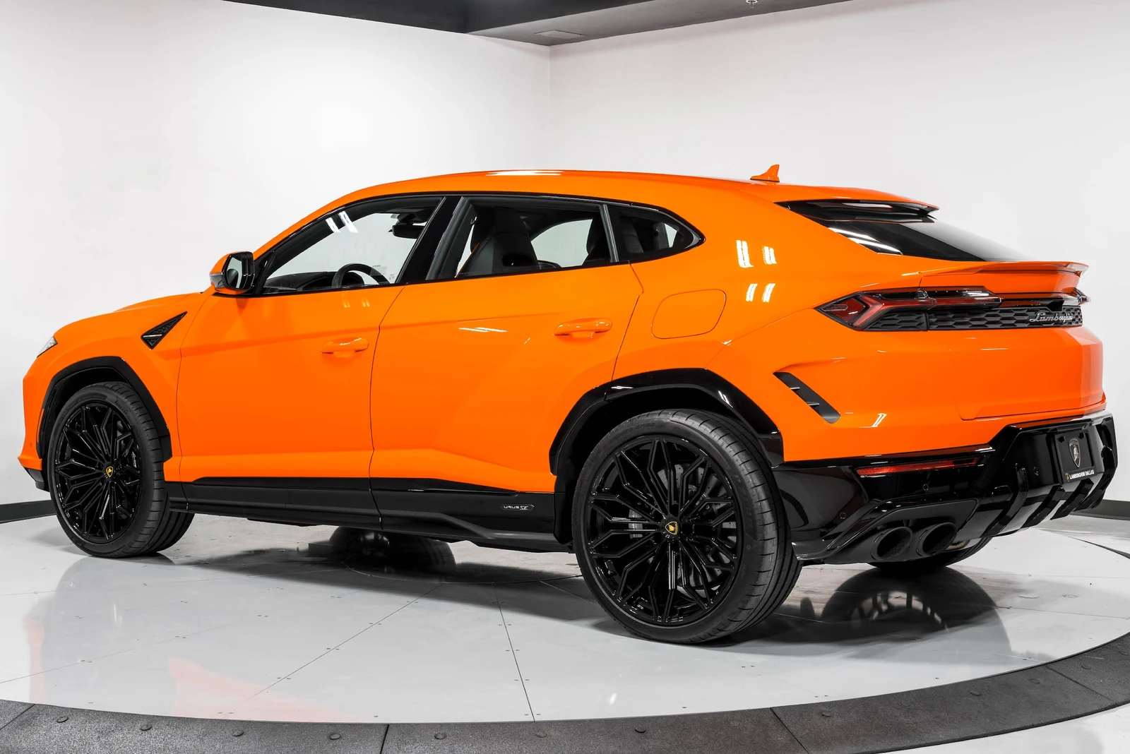 2025 Lamborghini Urus SE, 3/30