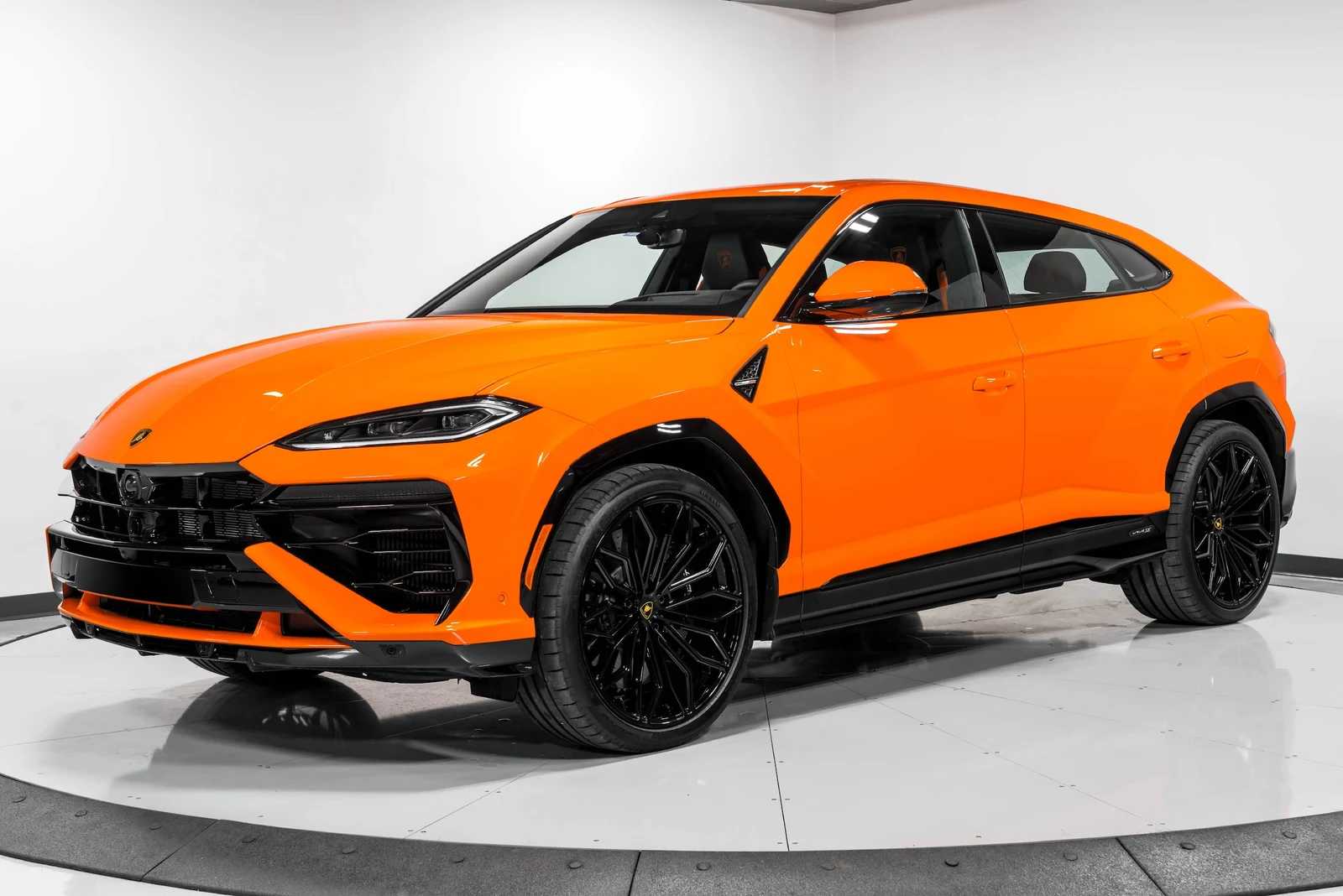 2025 Lamborghini Urus SE, 4/30