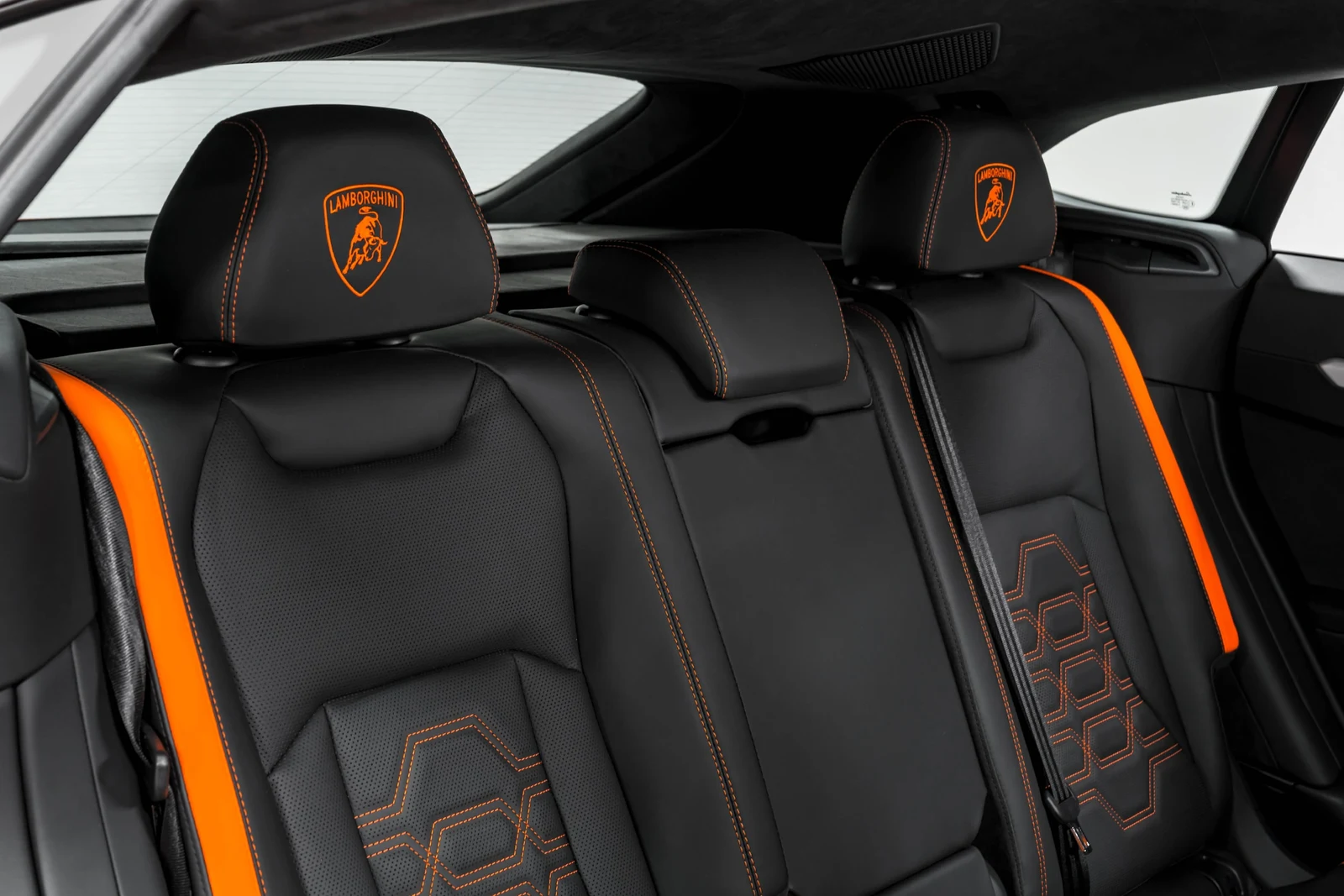 2025 Lamborghini Urus SE, 12/30