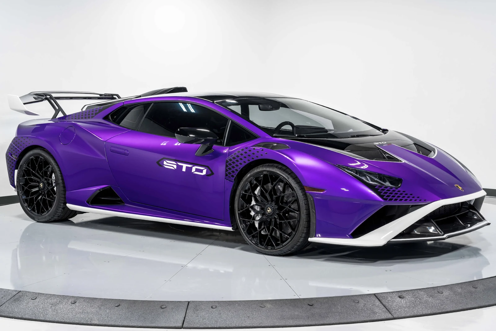 2023 Lamborghini Huracán STO, 19/30