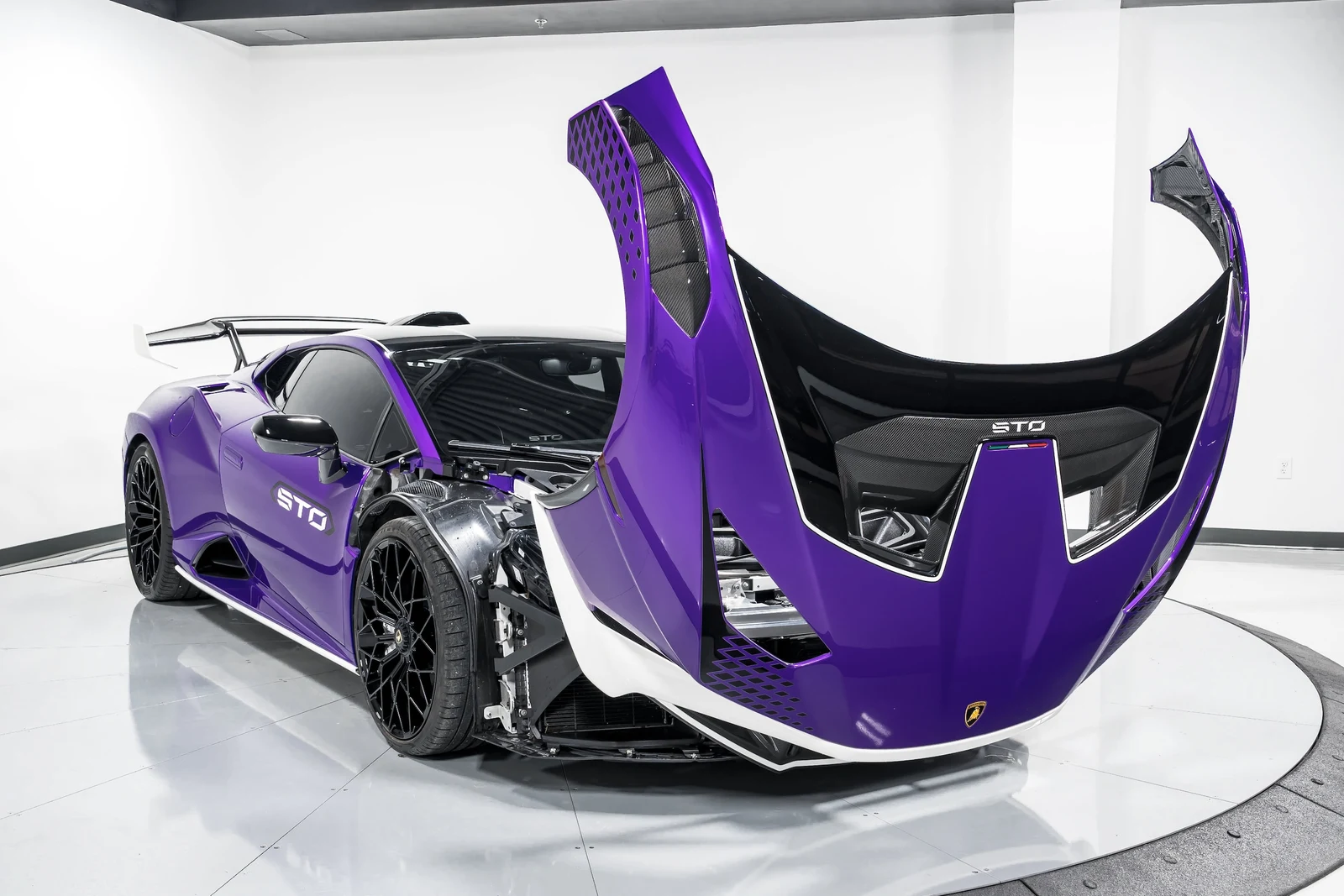 2023 Lamborghini Huracán STO, 21/30