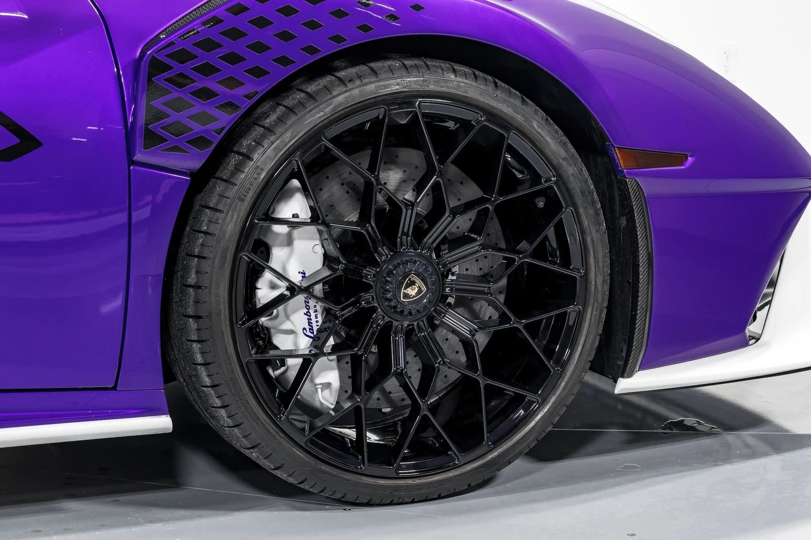 2023 Lamborghini Huracán STO, 24/30