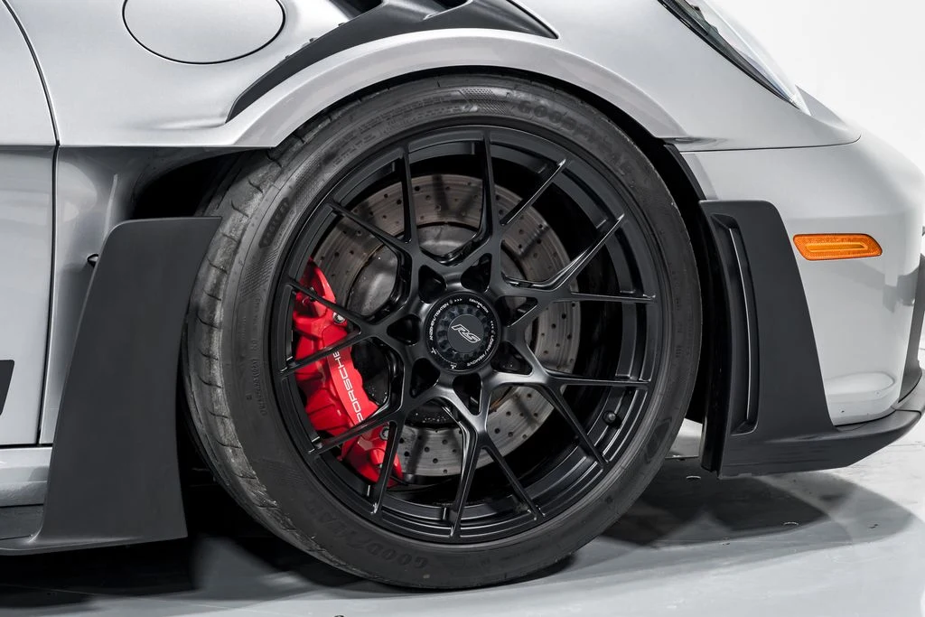 2025 Porsche 911 (992.1) GT3 RS, 26/30