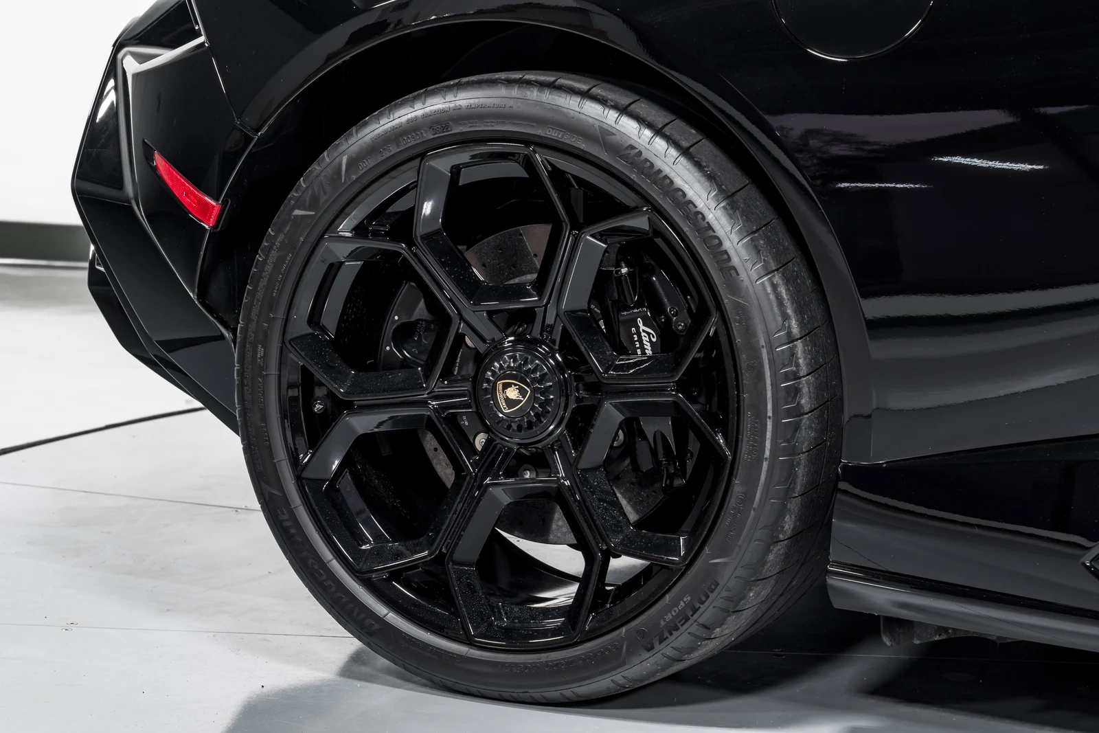 2023 Lamborghini Huracán Tecnica, 25/30