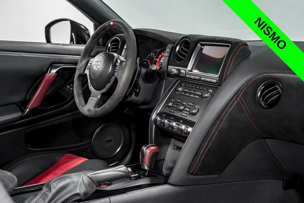 2016 Nissan GT-R Nismo, 17/30