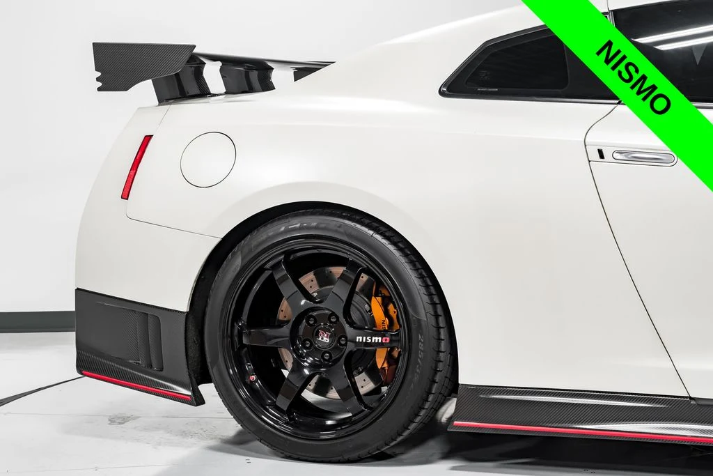 2016 Nissan GT-R Nismo, 26/30