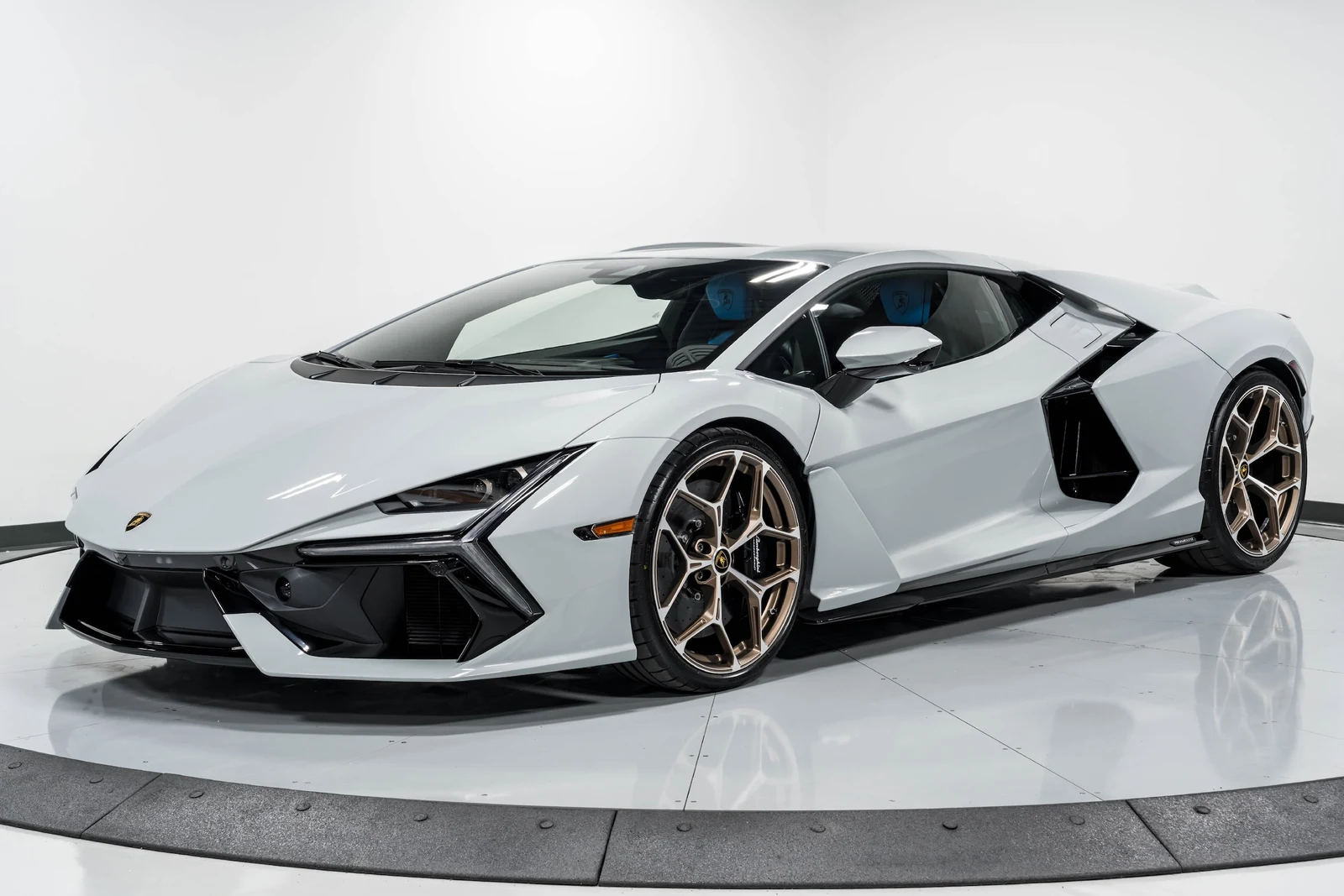 2026 Lamborghini Revuelto, 5/30