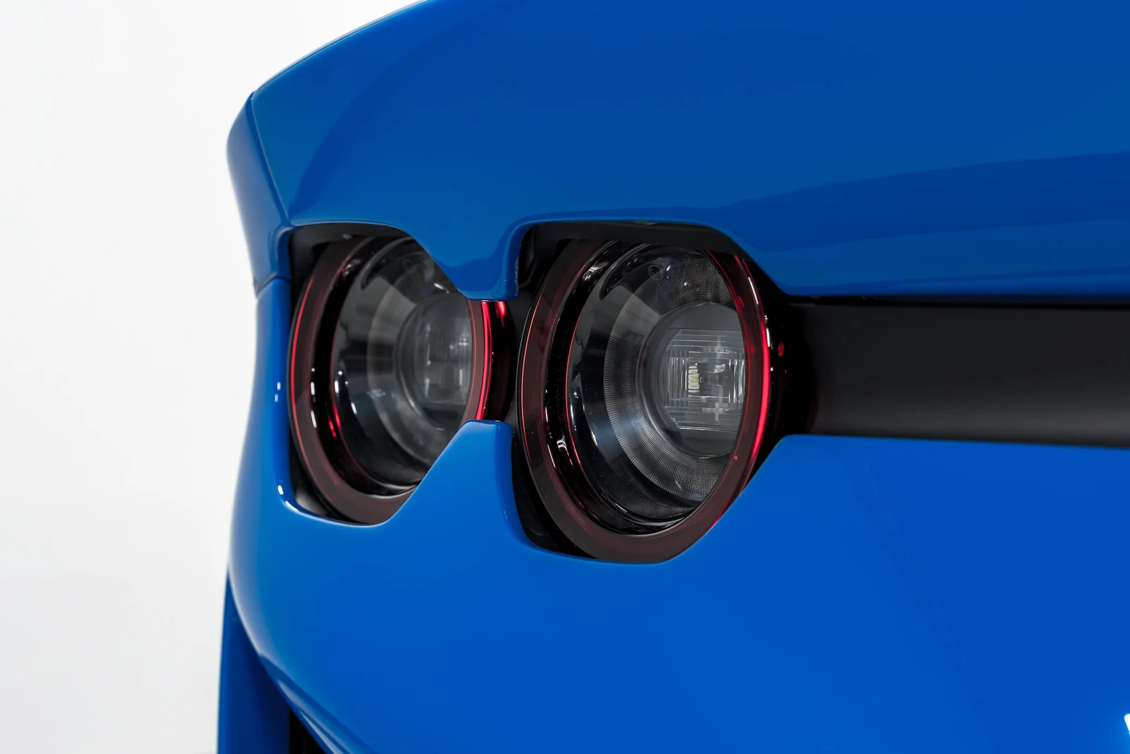 2022 Ferrari 812 Competizione, 26/30
