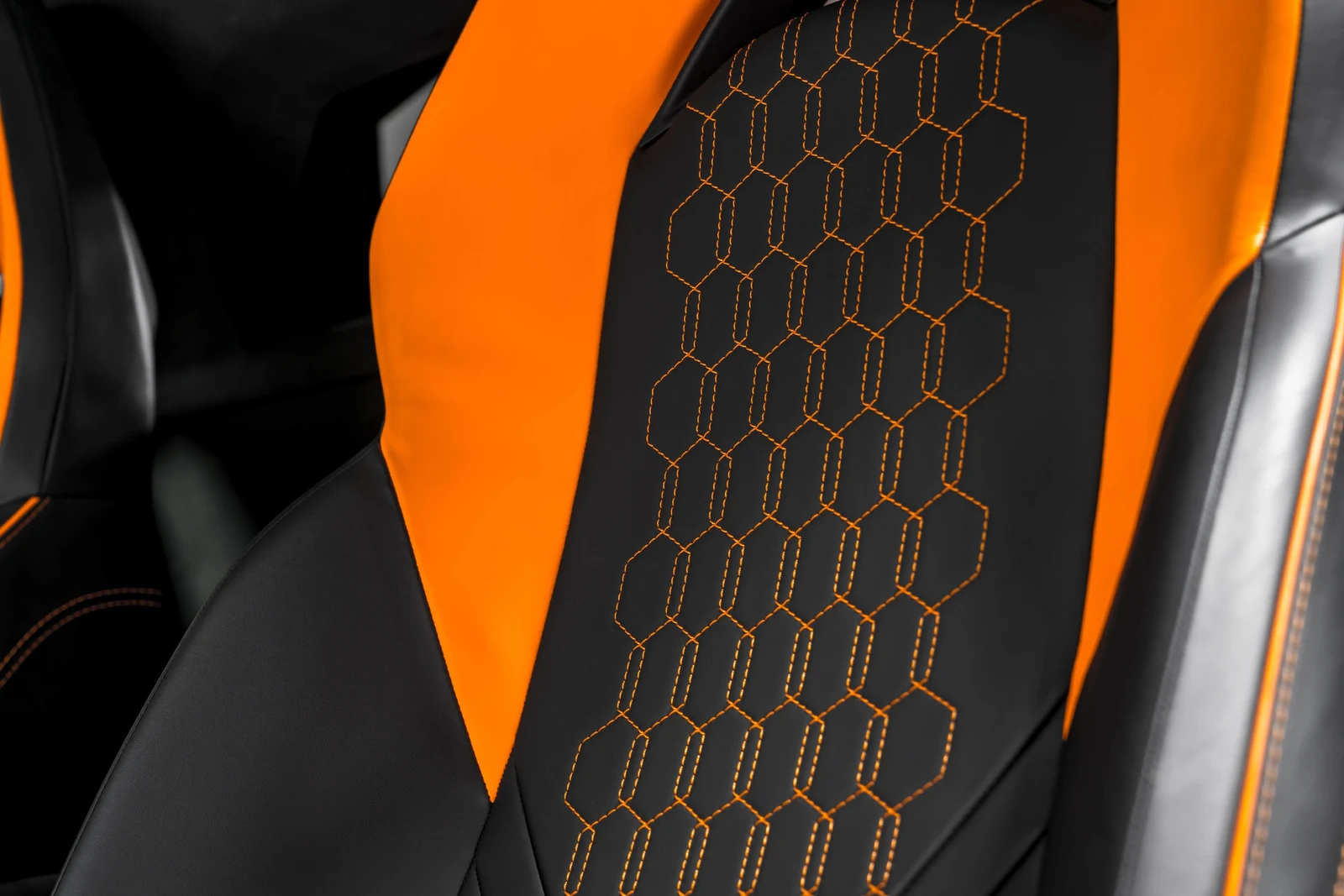 2025 Lamborghini Revuelto, 10/30