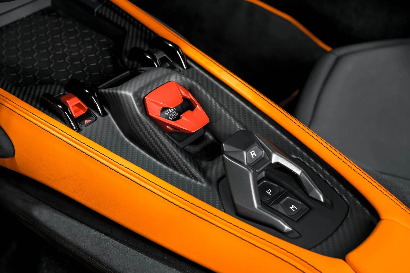 2025 Lamborghini Revuelto, 15/30