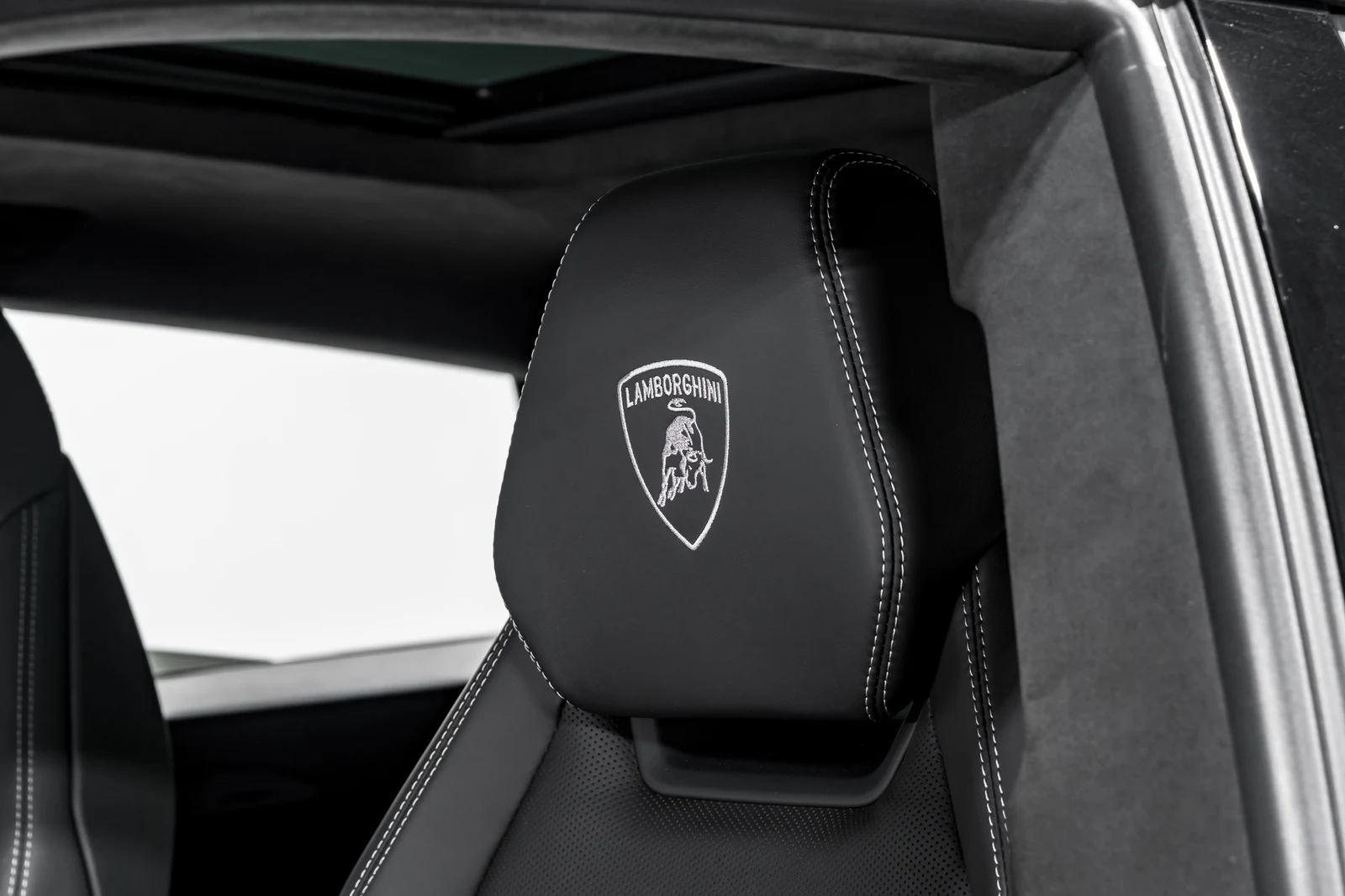 2026 Lamborghini Urus SE, 9/28