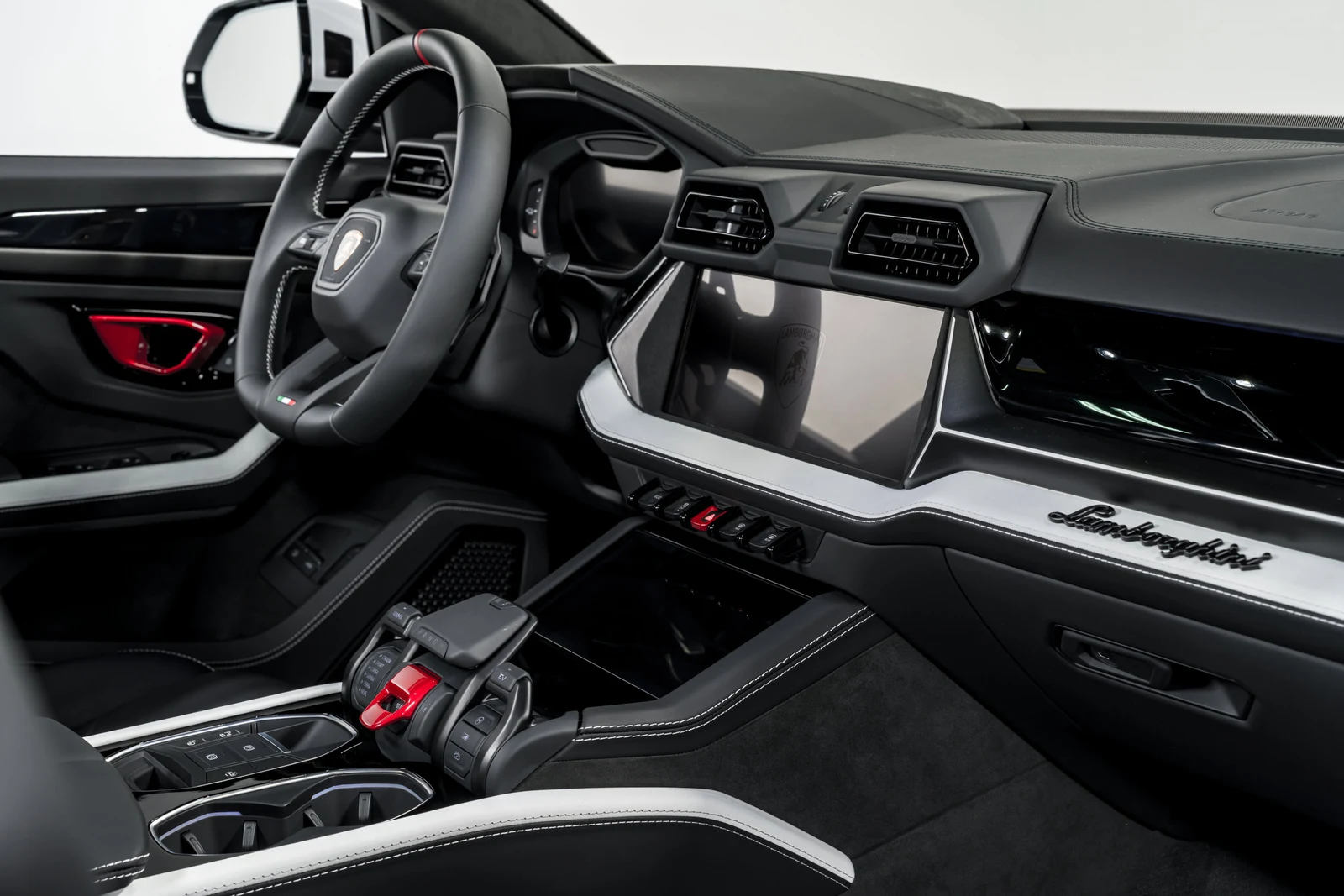 2026 Lamborghini Urus SE, 15/29