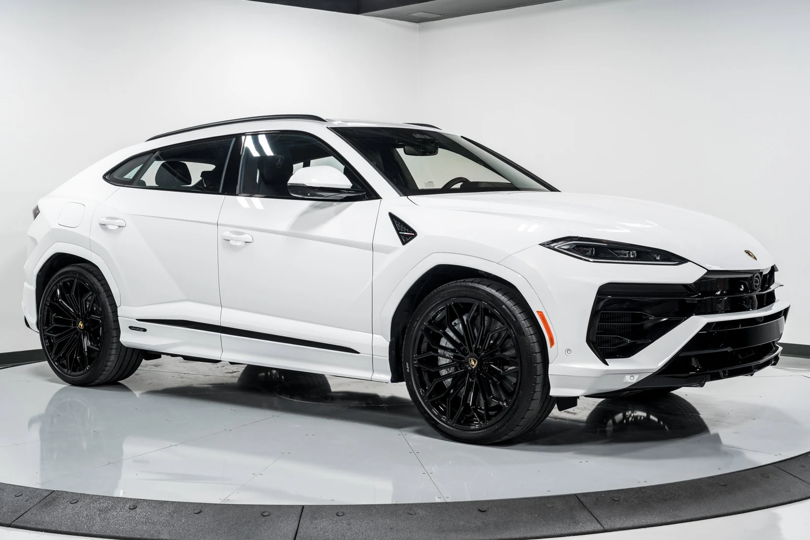 2026 Lamborghini Urus SE, 19/29