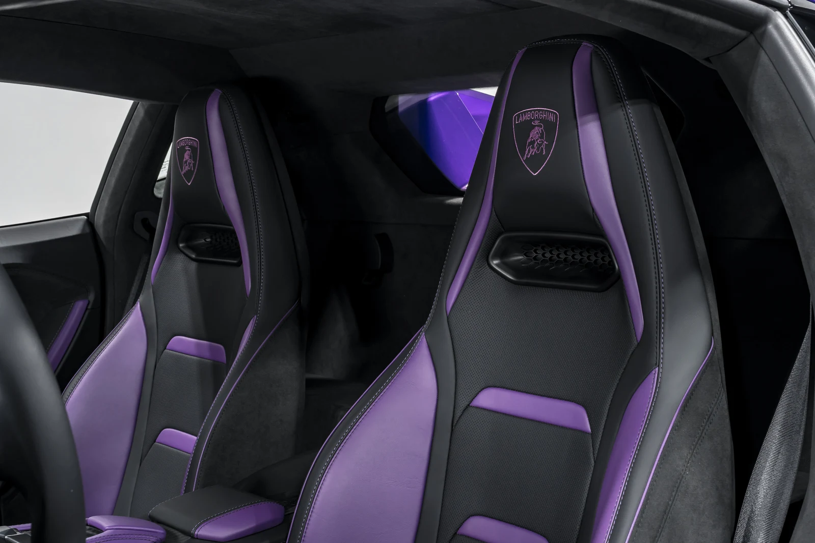 2026 Lamborghini Temerario interior, seats, Nero Ade leather