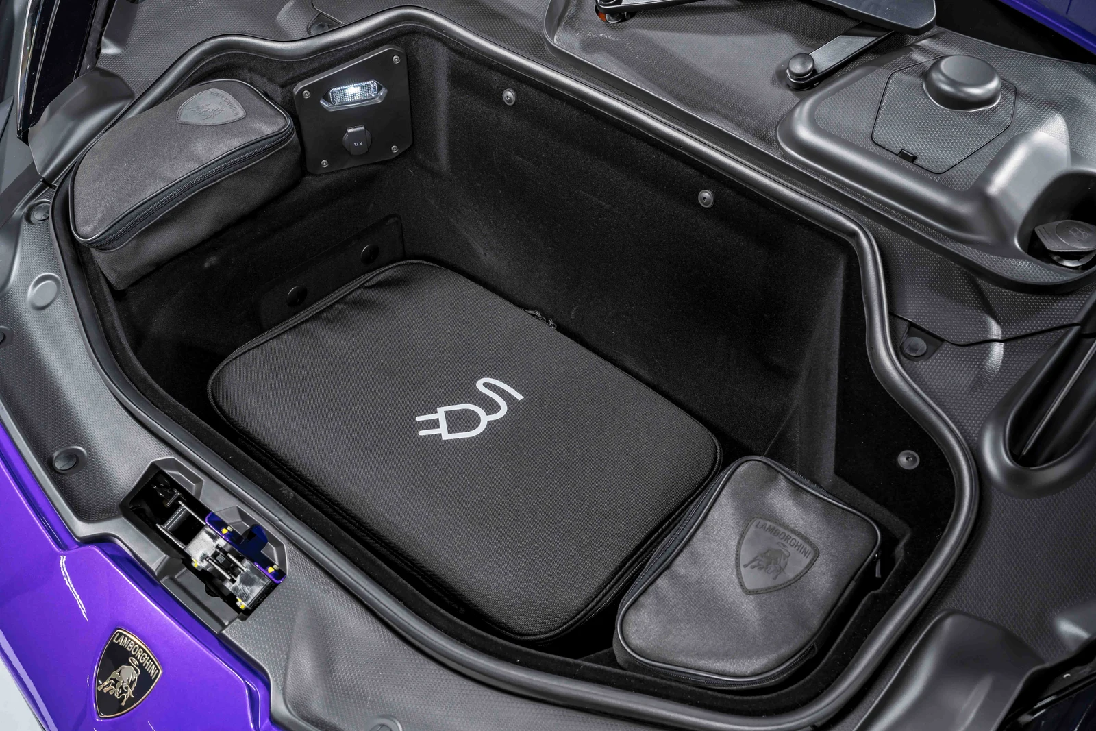 2026 Lamborghini Temerario trunk