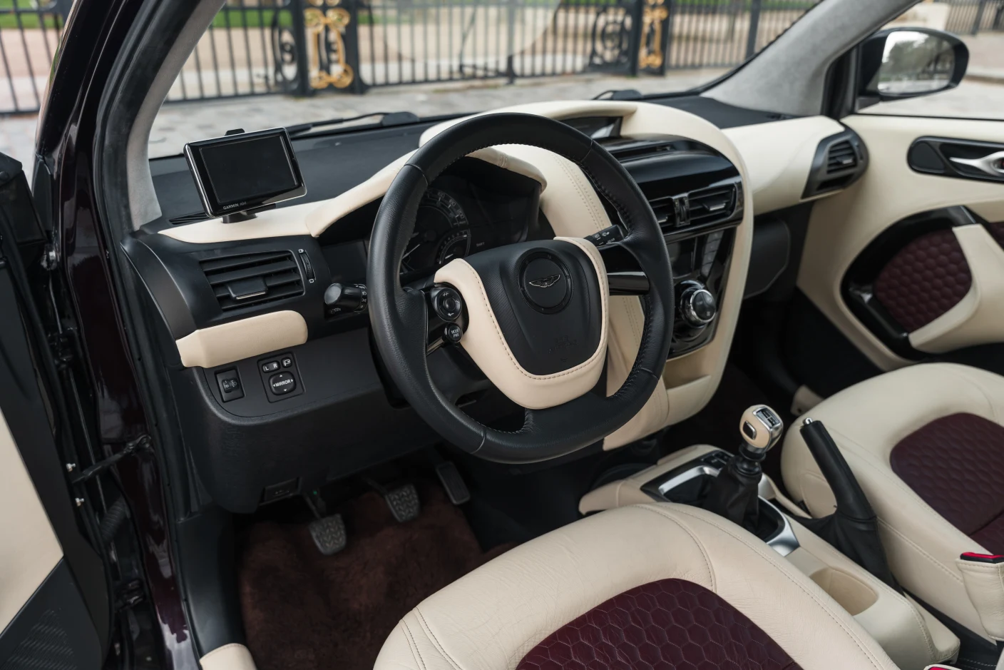 Aston Martin Cygnet, 7/10
