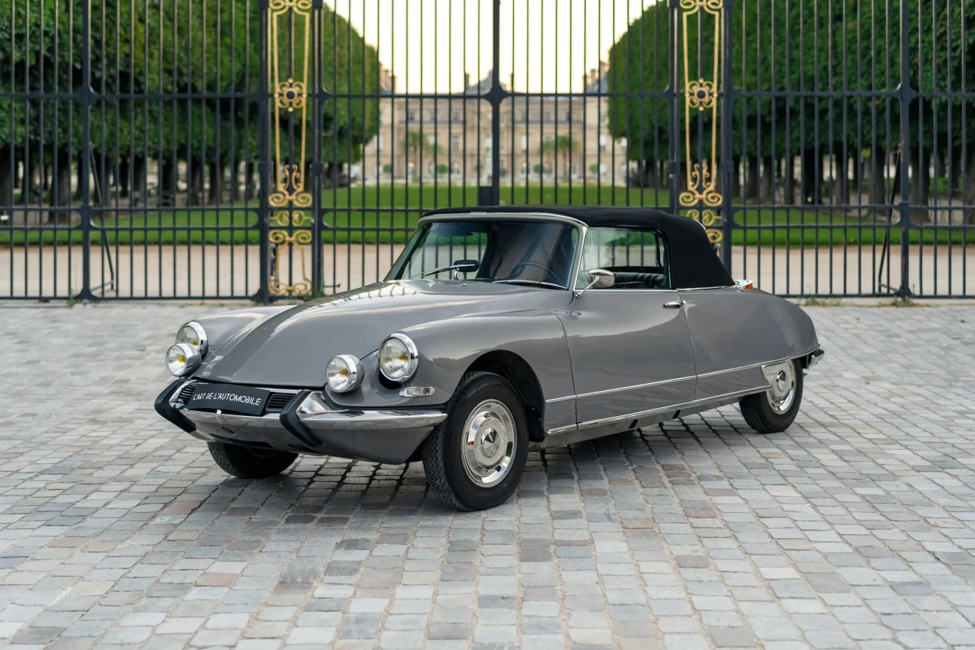 Citroën DS 21 Cabriolet Chapron, 2/10