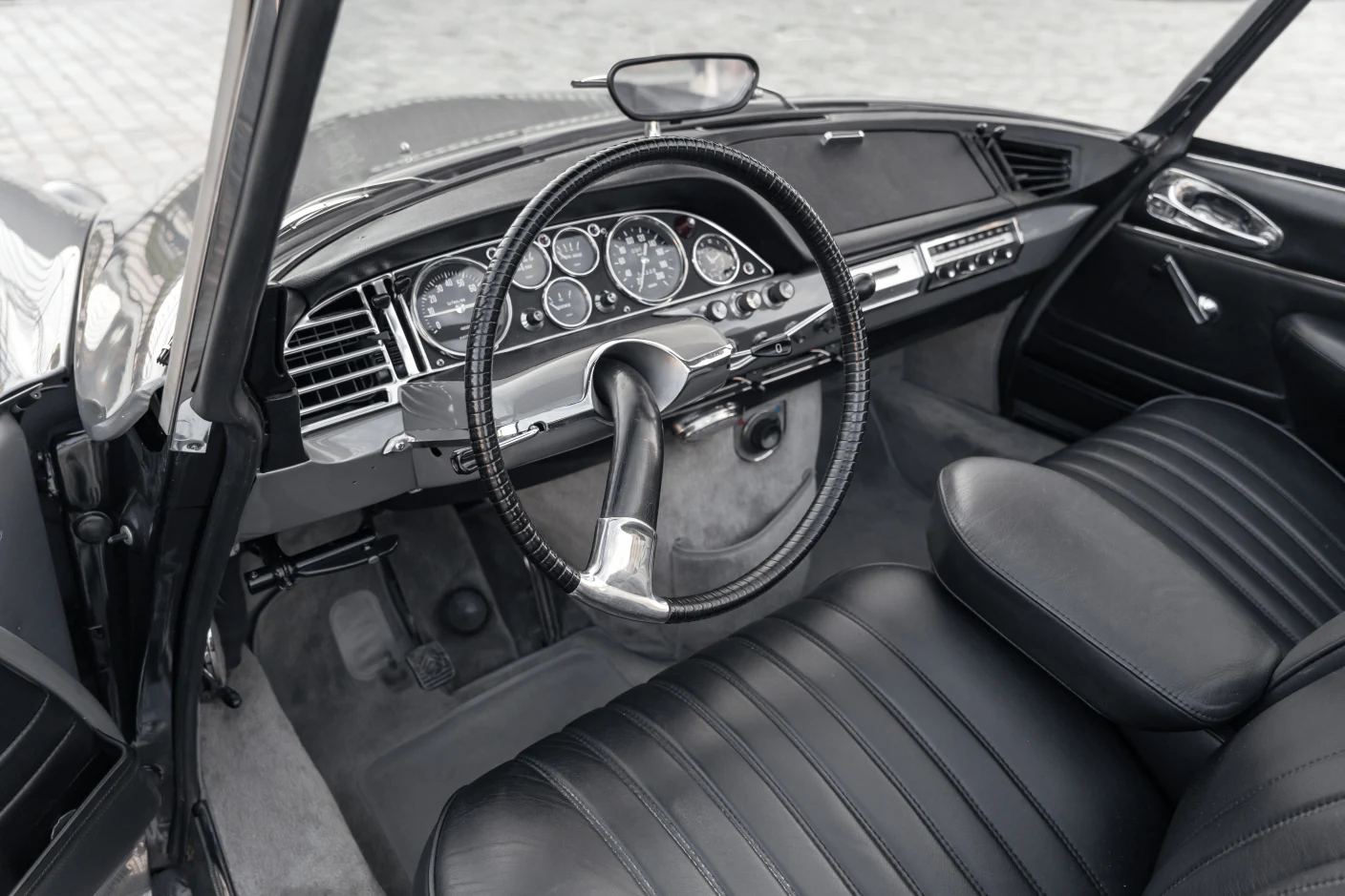 Citroën DS 21 Cabriolet Chapron, 10/10