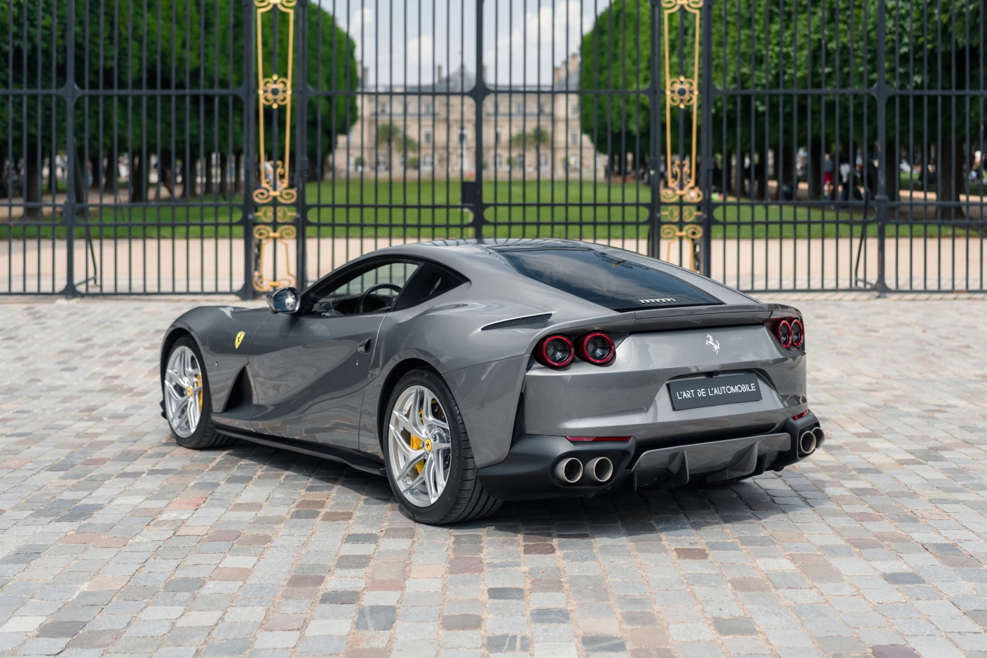 Ferrari 812 Superfast, 3/10