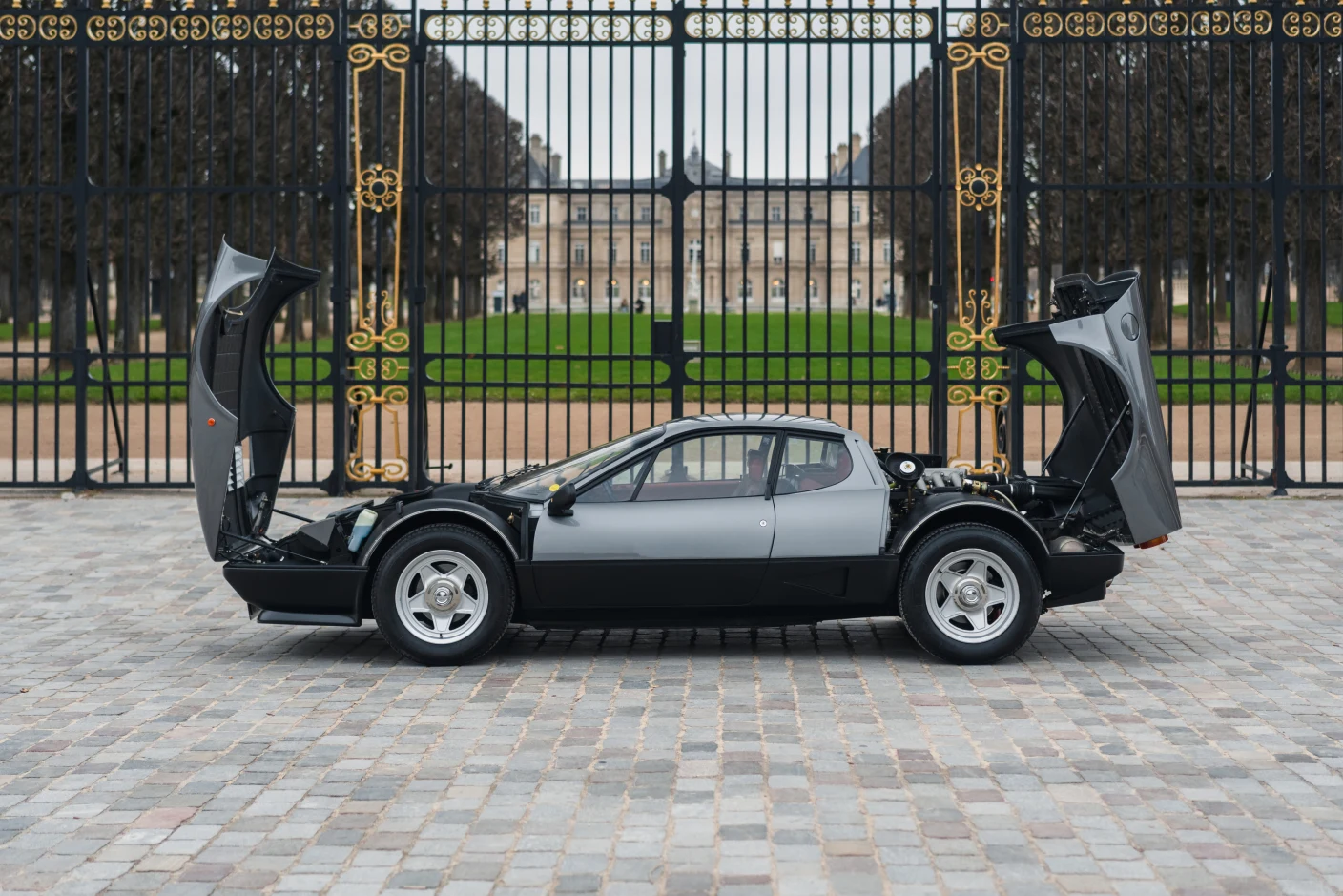 Ferrari BB 512i, 4/10