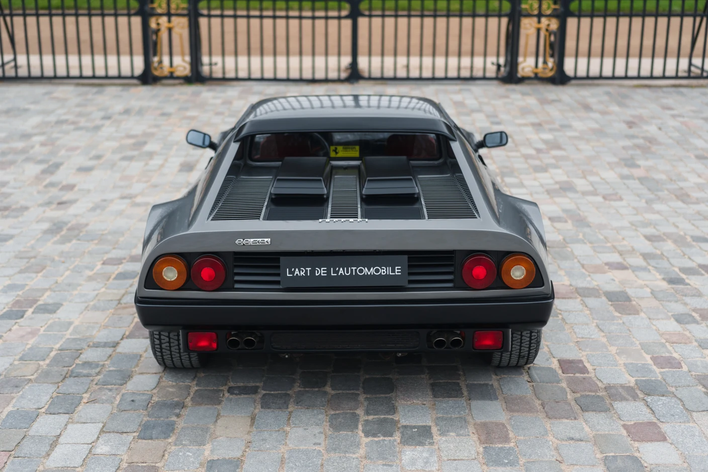 Ferrari BB 512i, 8/10